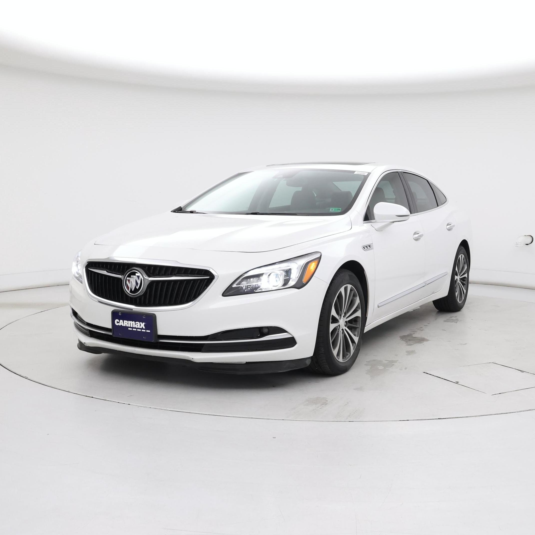 Thumbnail: 2017 Buick LaCrosse - 4