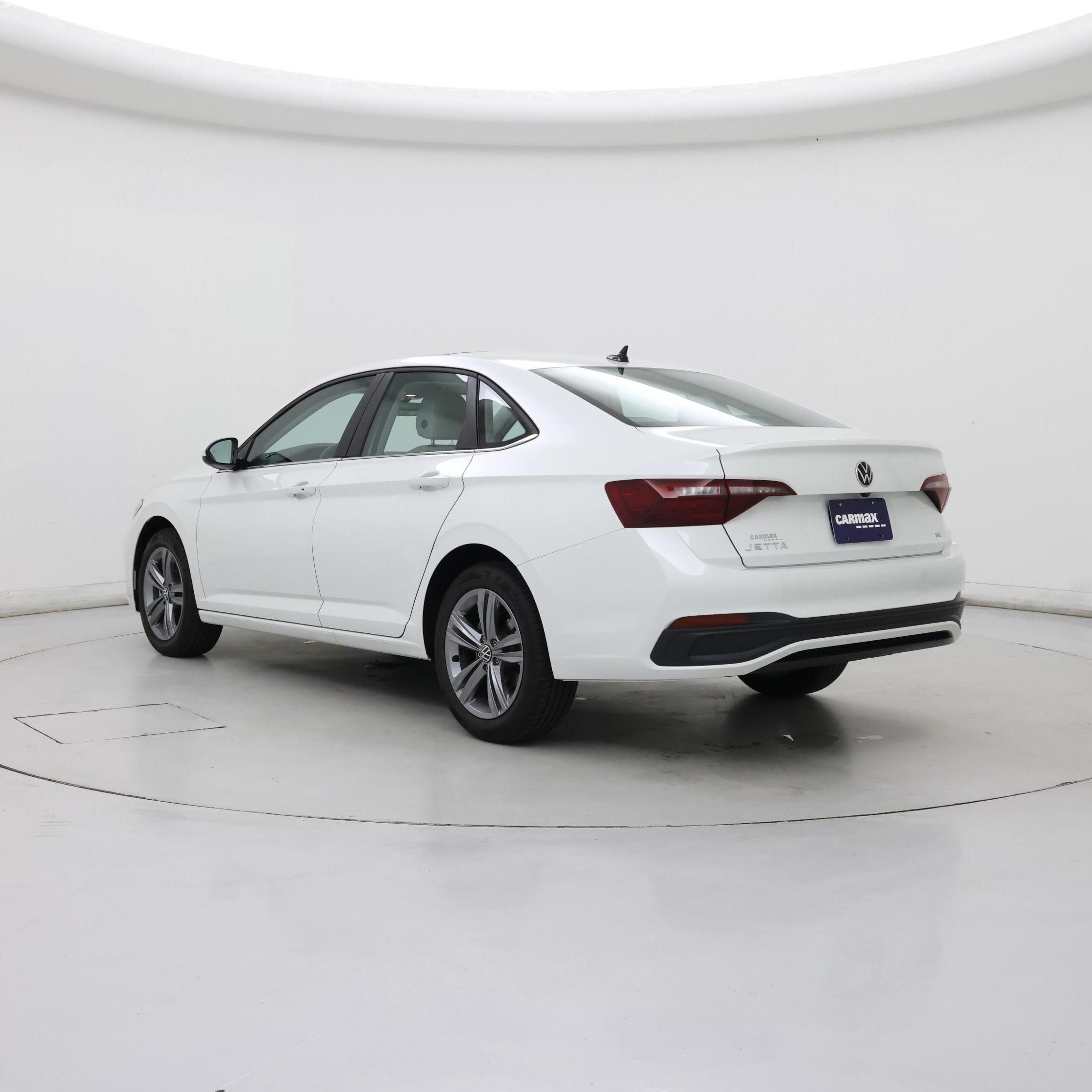 Thumbnail: 2024 Volkswagen Jetta - 2
