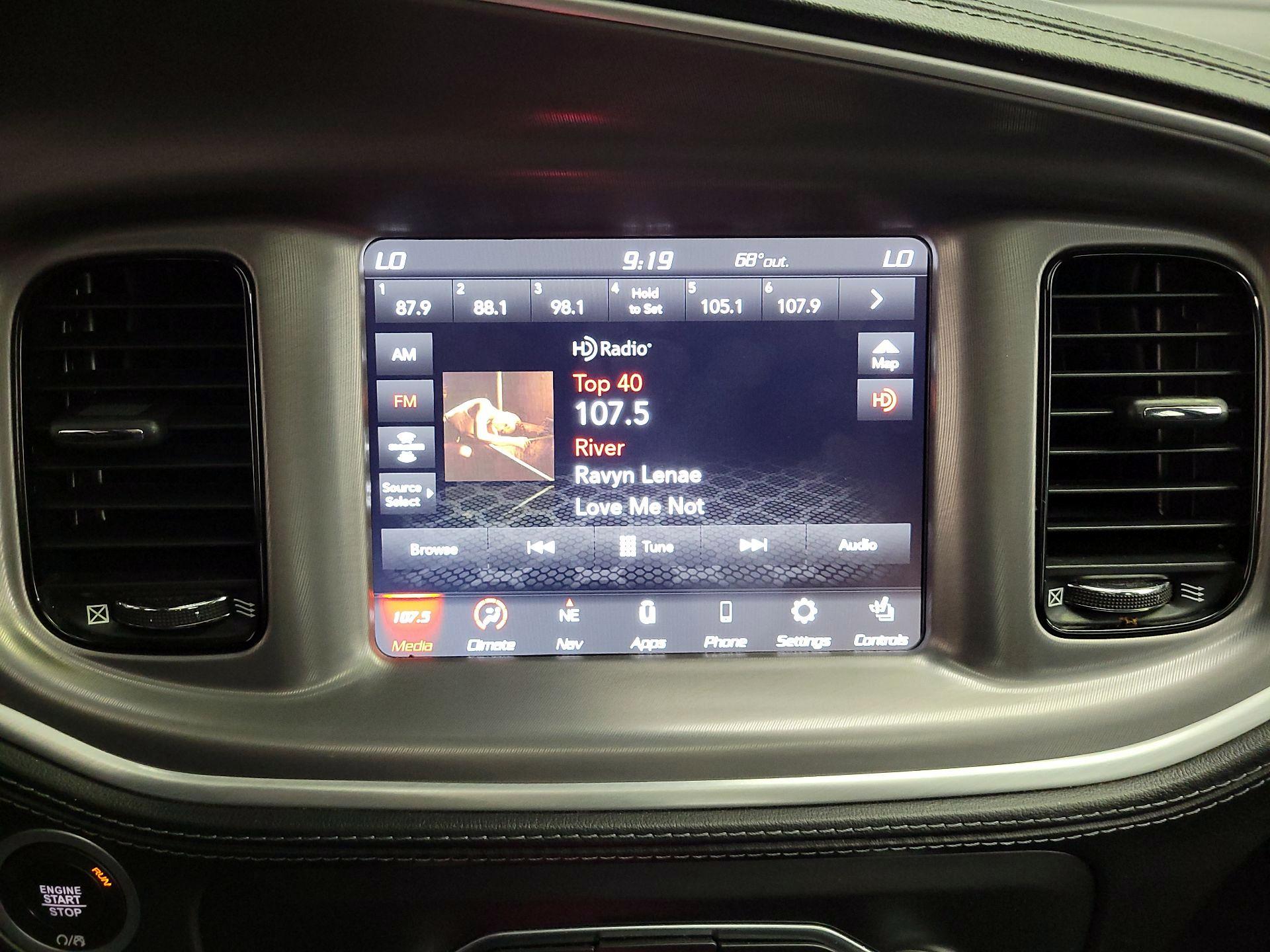 Thumbnail: 2022 Dodge Charger - 16