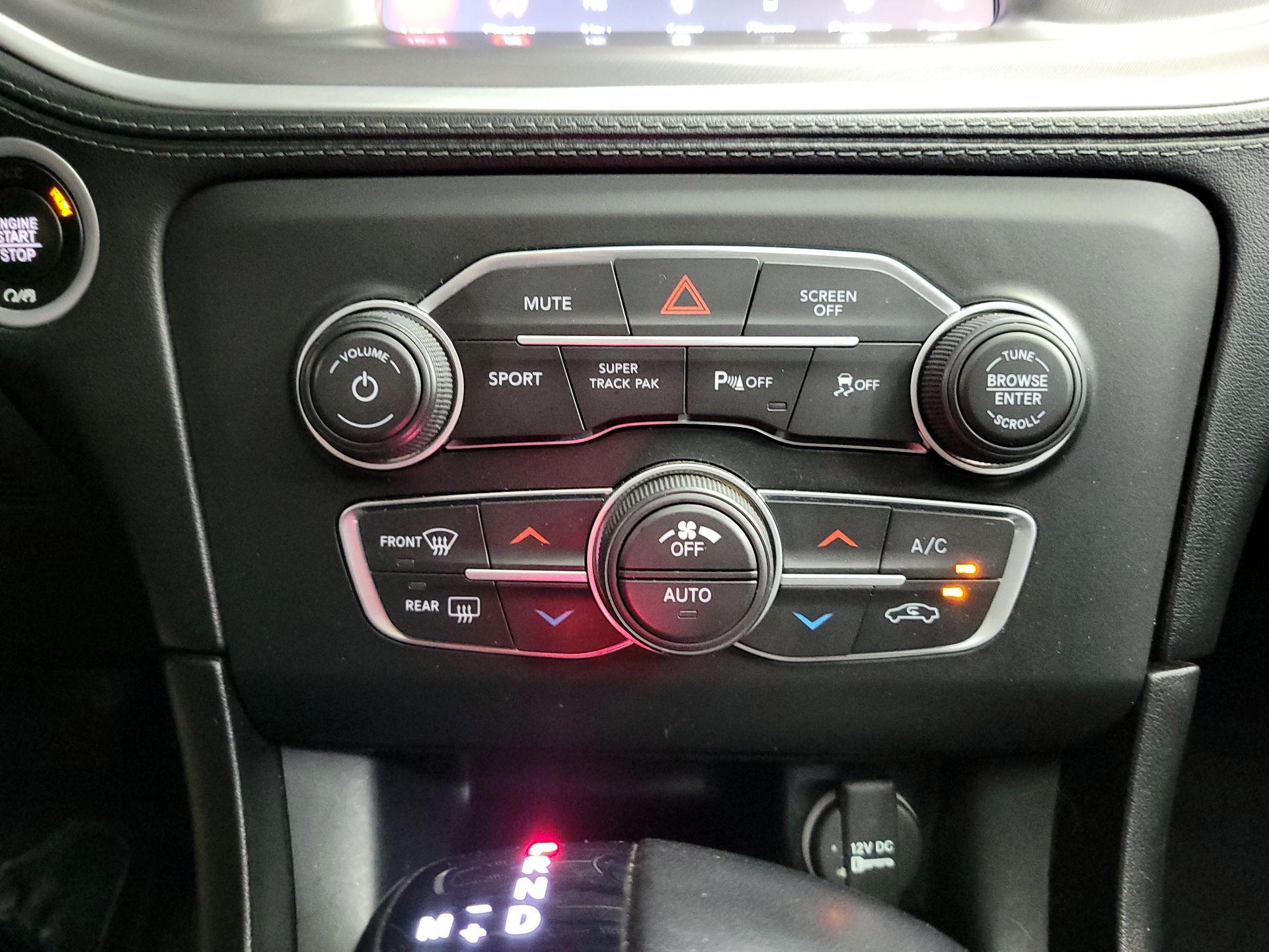 Thumbnail: 2022 Dodge Charger - 17