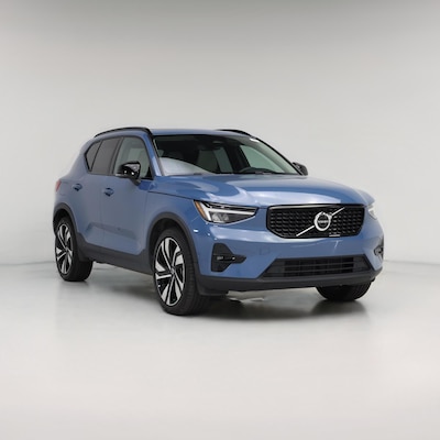 Blue 2023 Volvo XC40 B5 Plus Dark Theme