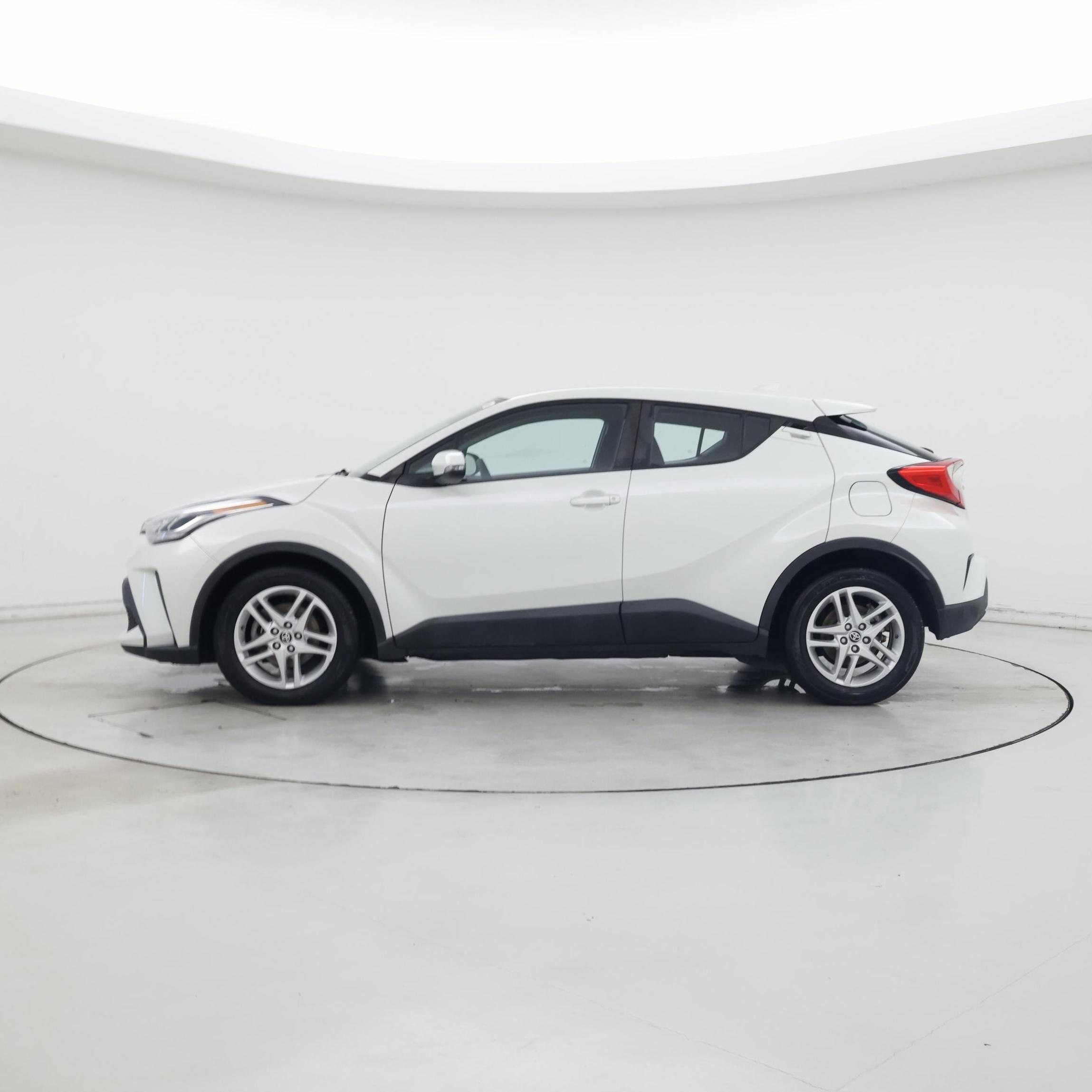 Thumbnail: 2020 Toyota C-HR - 3