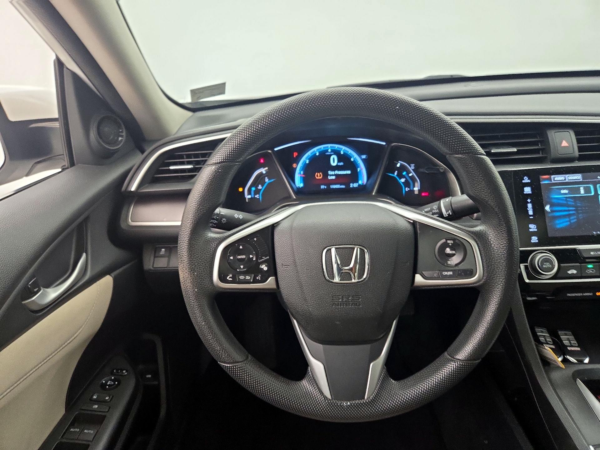 Thumbnail: 2016 Honda Civic - 10