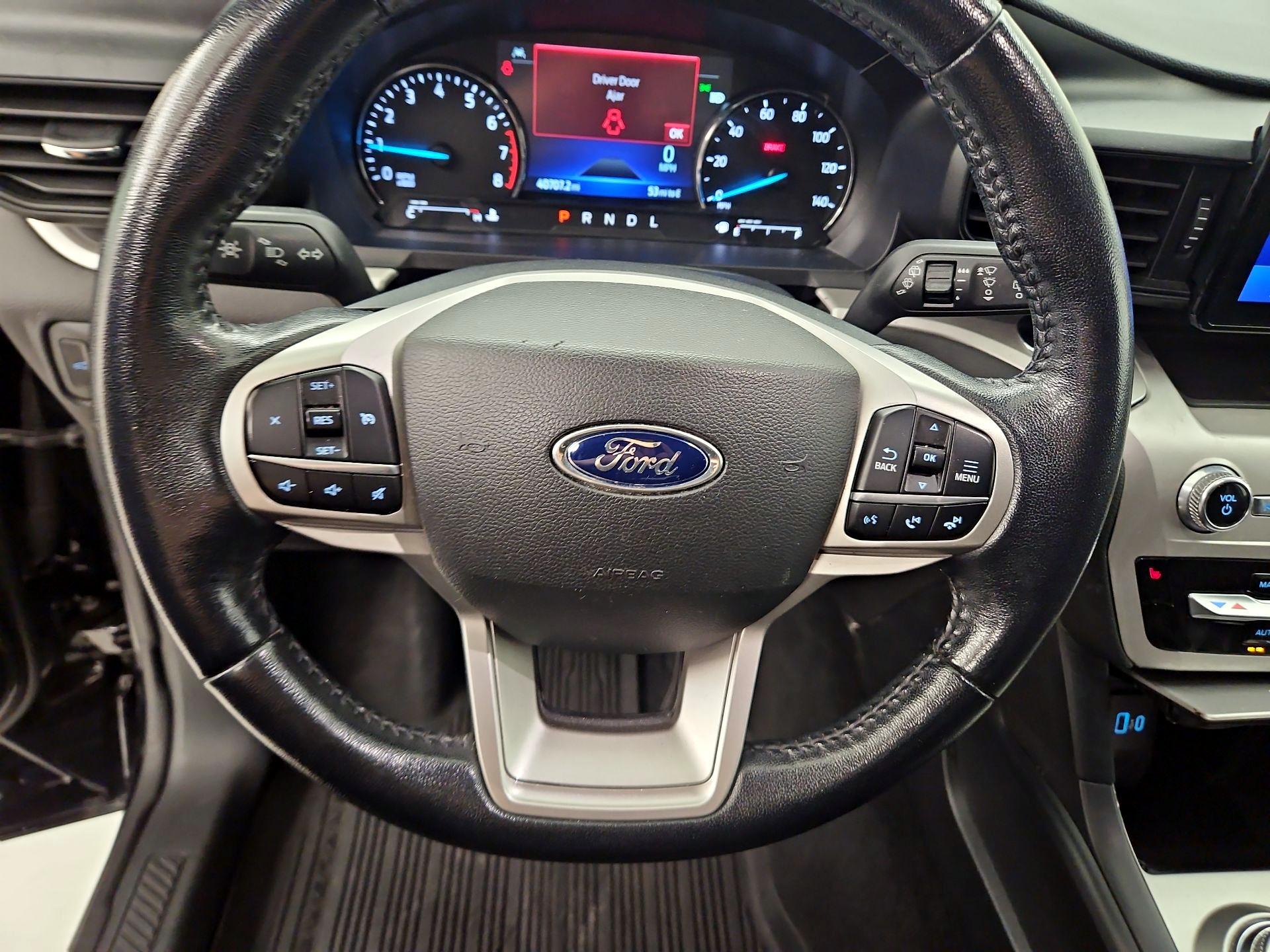 Thumbnail: 2022 Ford Explorer - 10