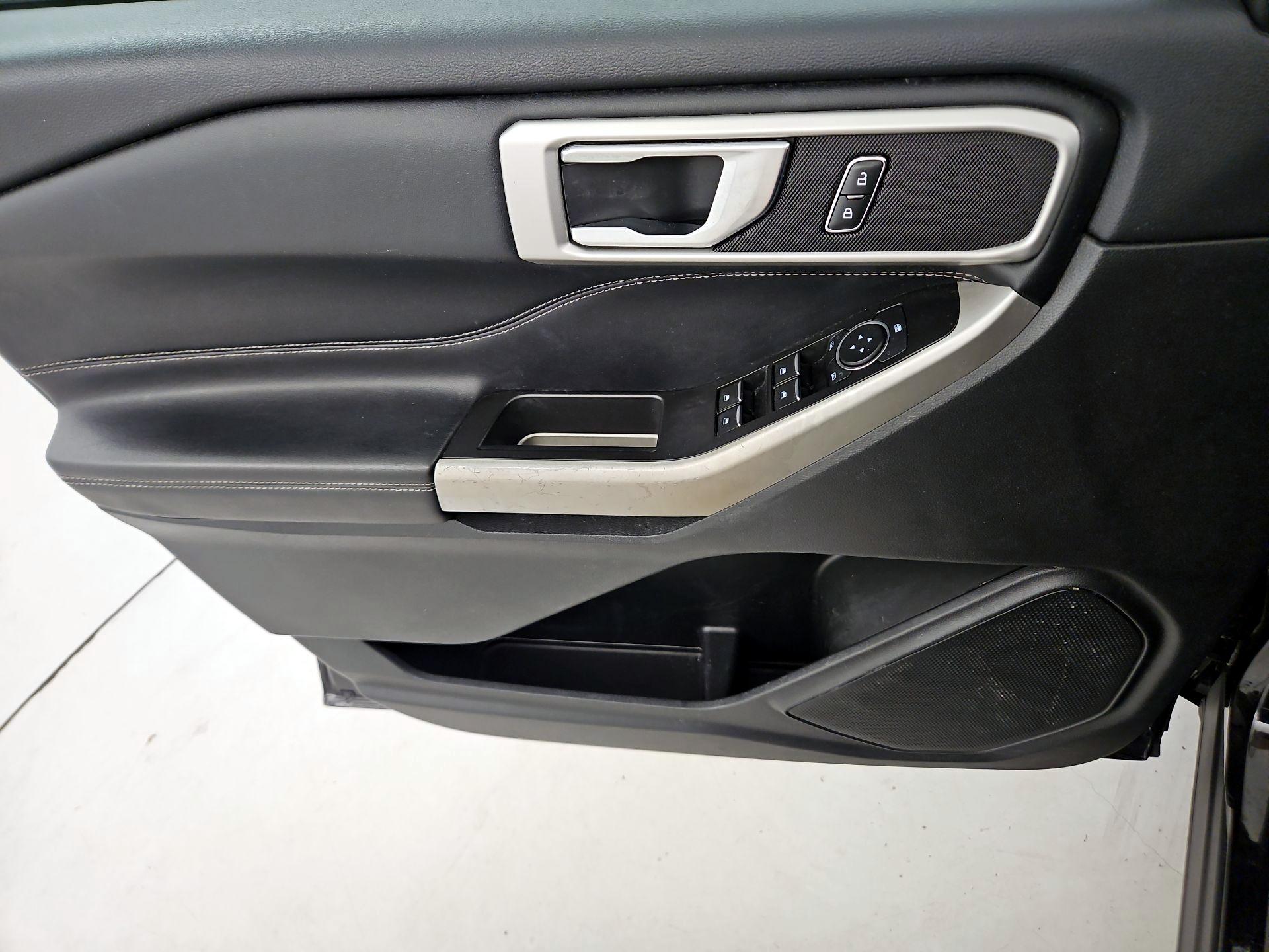 Thumbnail: 2022 Ford Explorer - 12