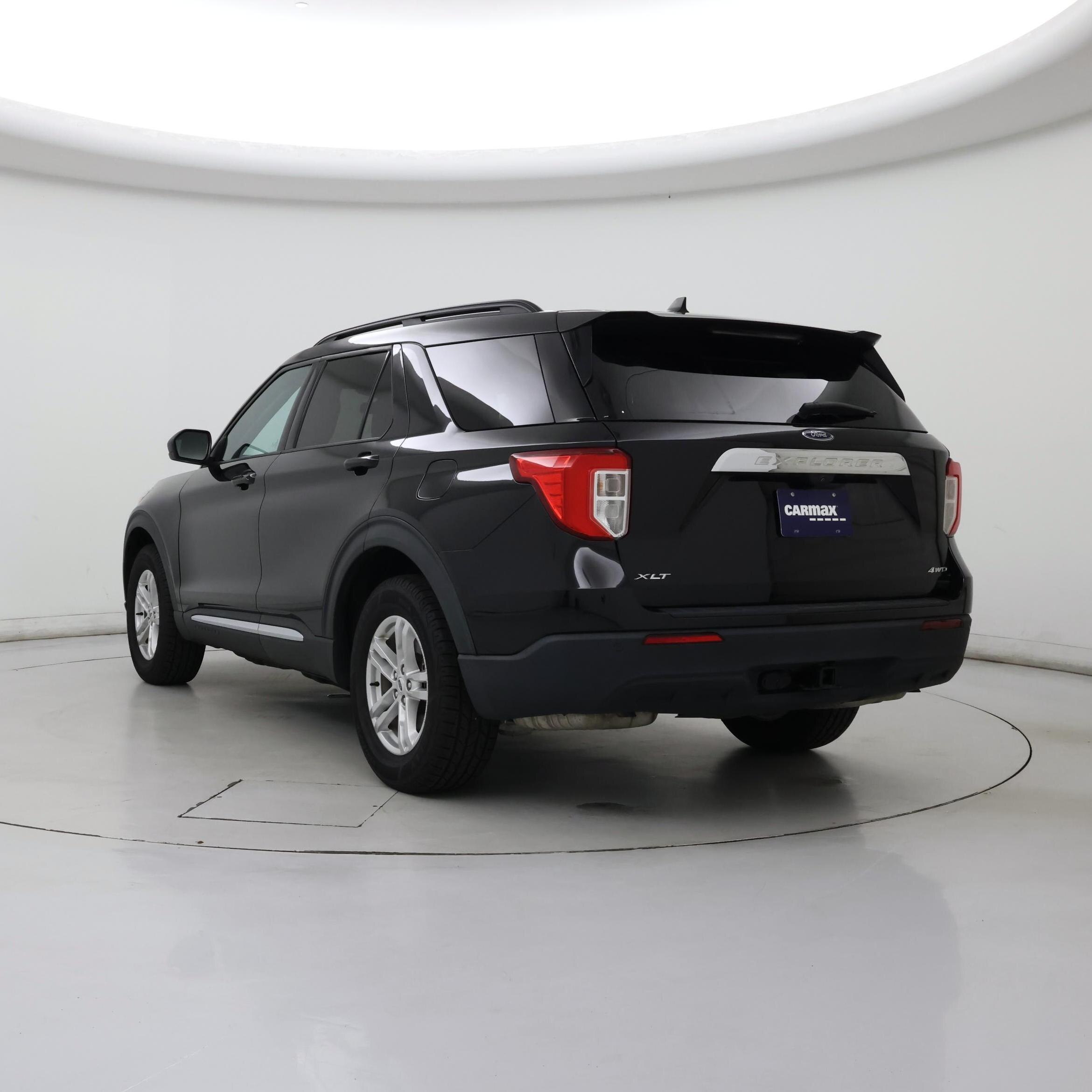 Thumbnail: 2022 Ford Explorer - 2