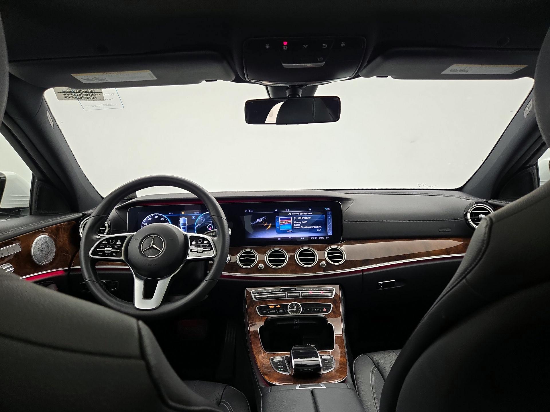 Thumbnail: 2020 Mercedes-Benz E-Class - 9