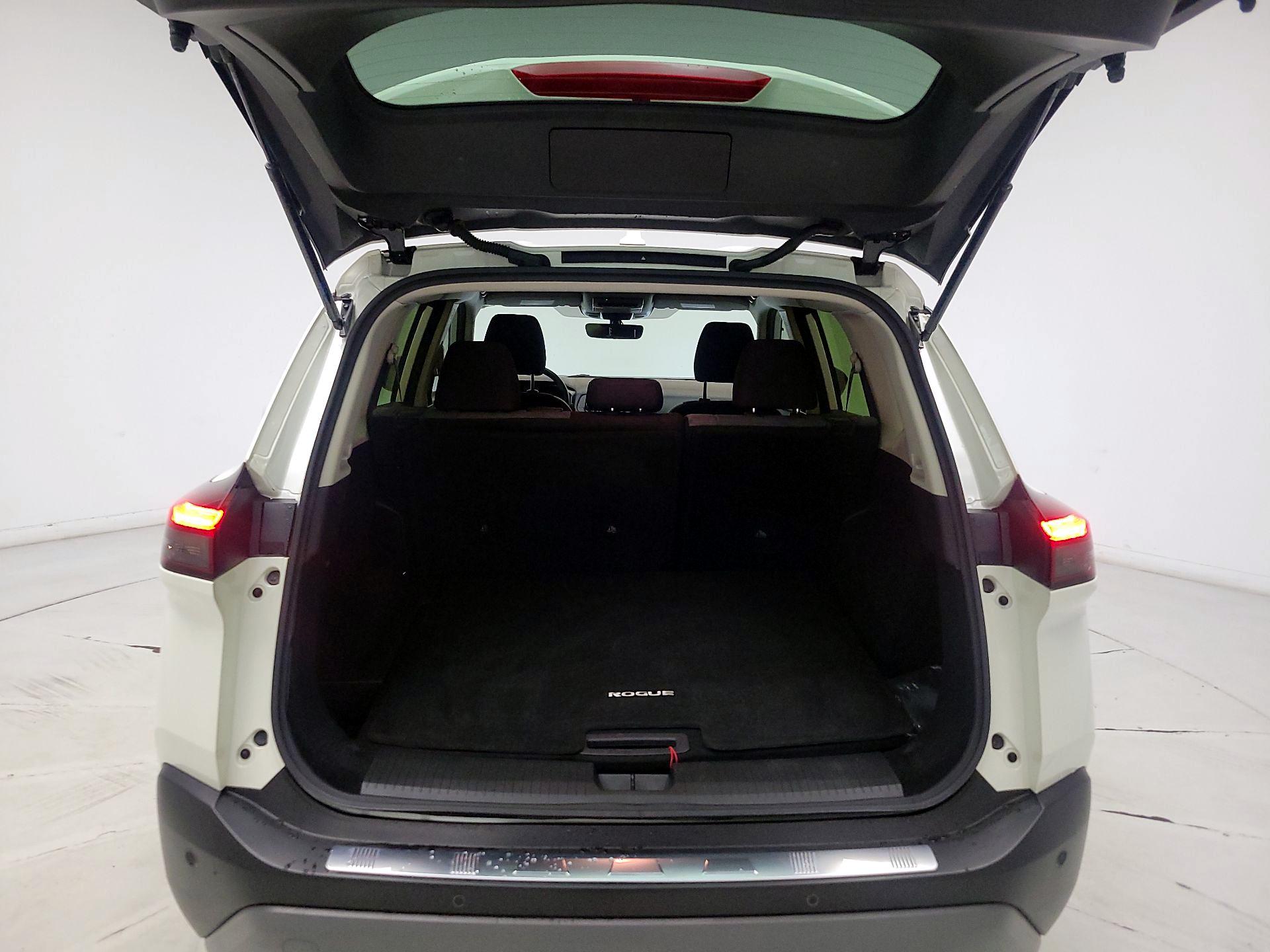 Thumbnail: 2023 Nissan Rogue - 20