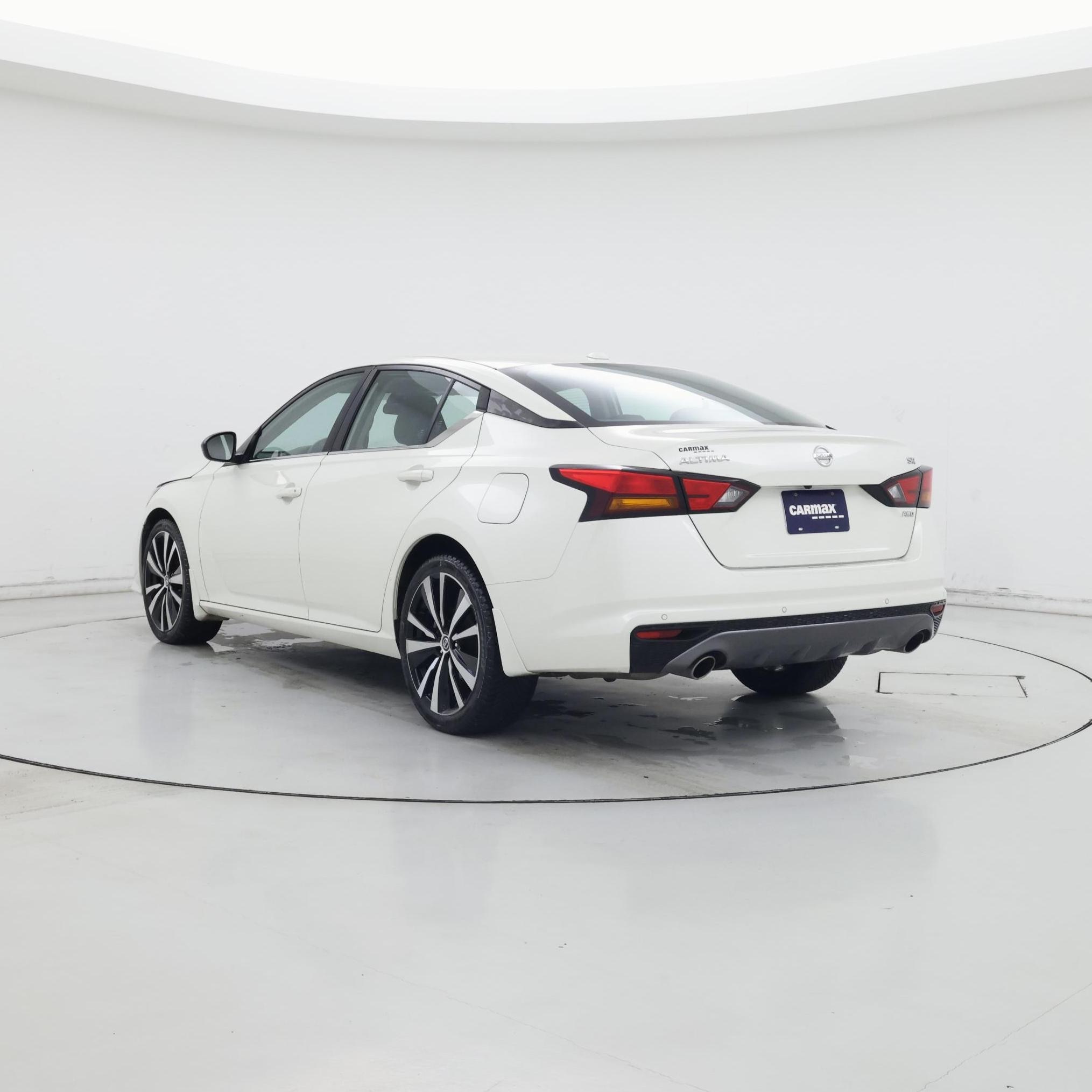Thumbnail: 2020 Nissan Altima - 2