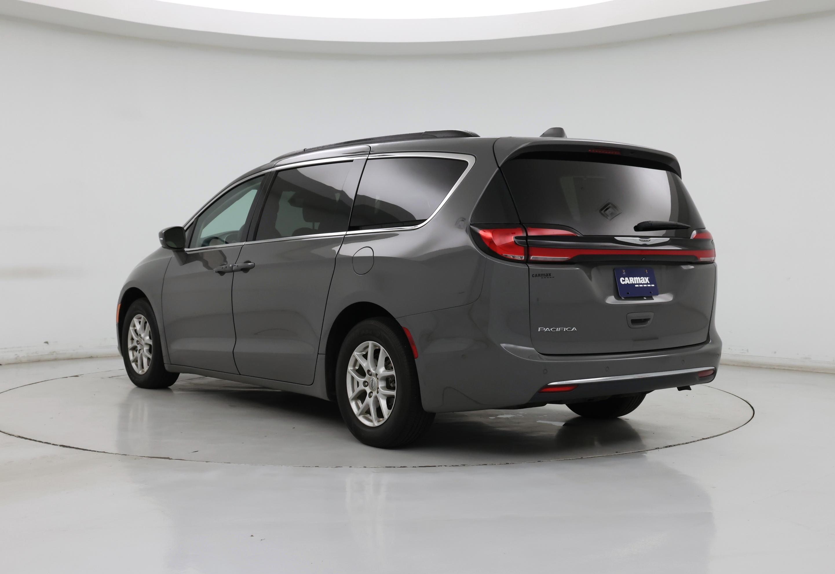 Thumbnail: 2022 Chrysler Pacifica - 2