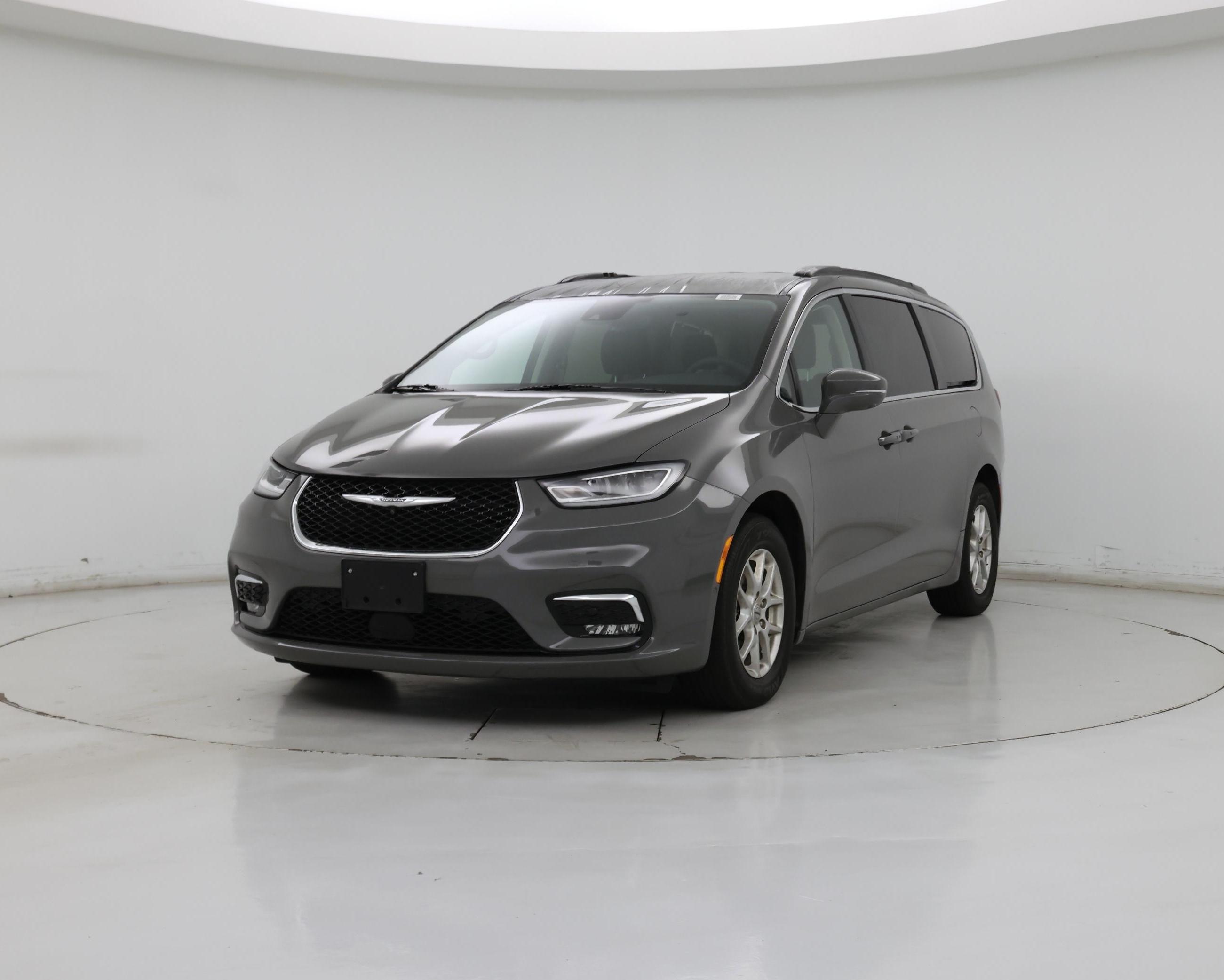 Thumbnail: 2022 Chrysler Pacifica - 4
