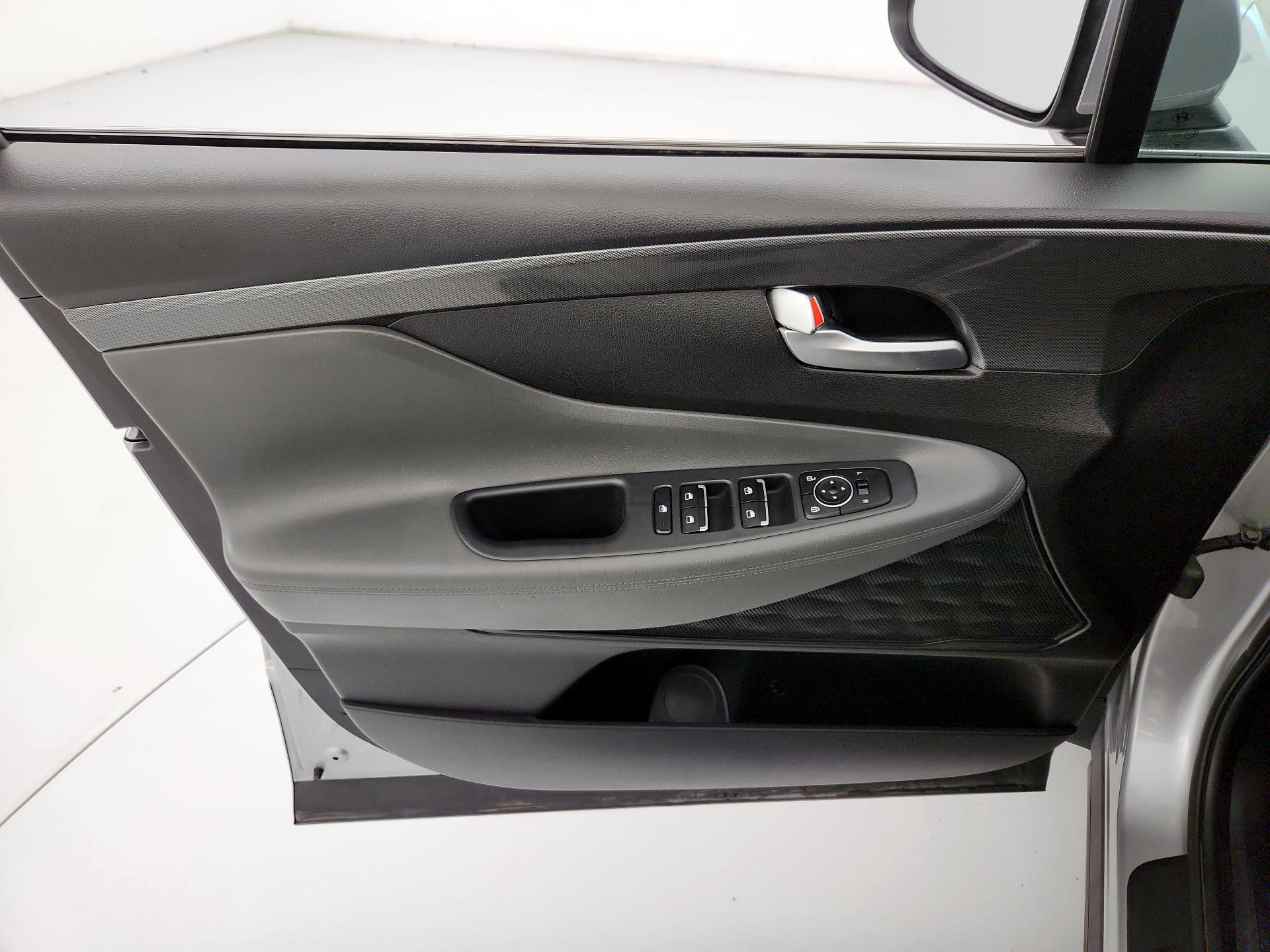 Thumbnail: 2021 Hyundai Santa Fe - 12