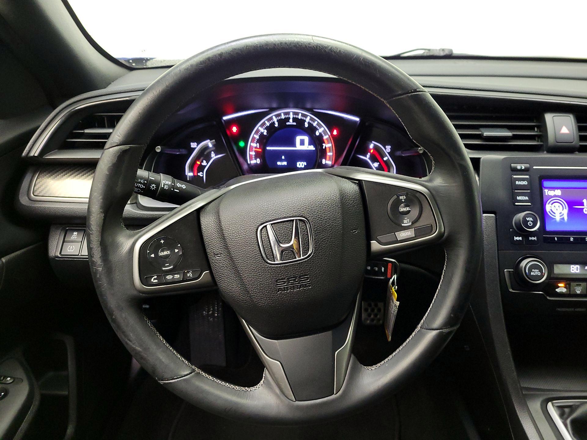 Thumbnail: 2017 Honda Civic - 10