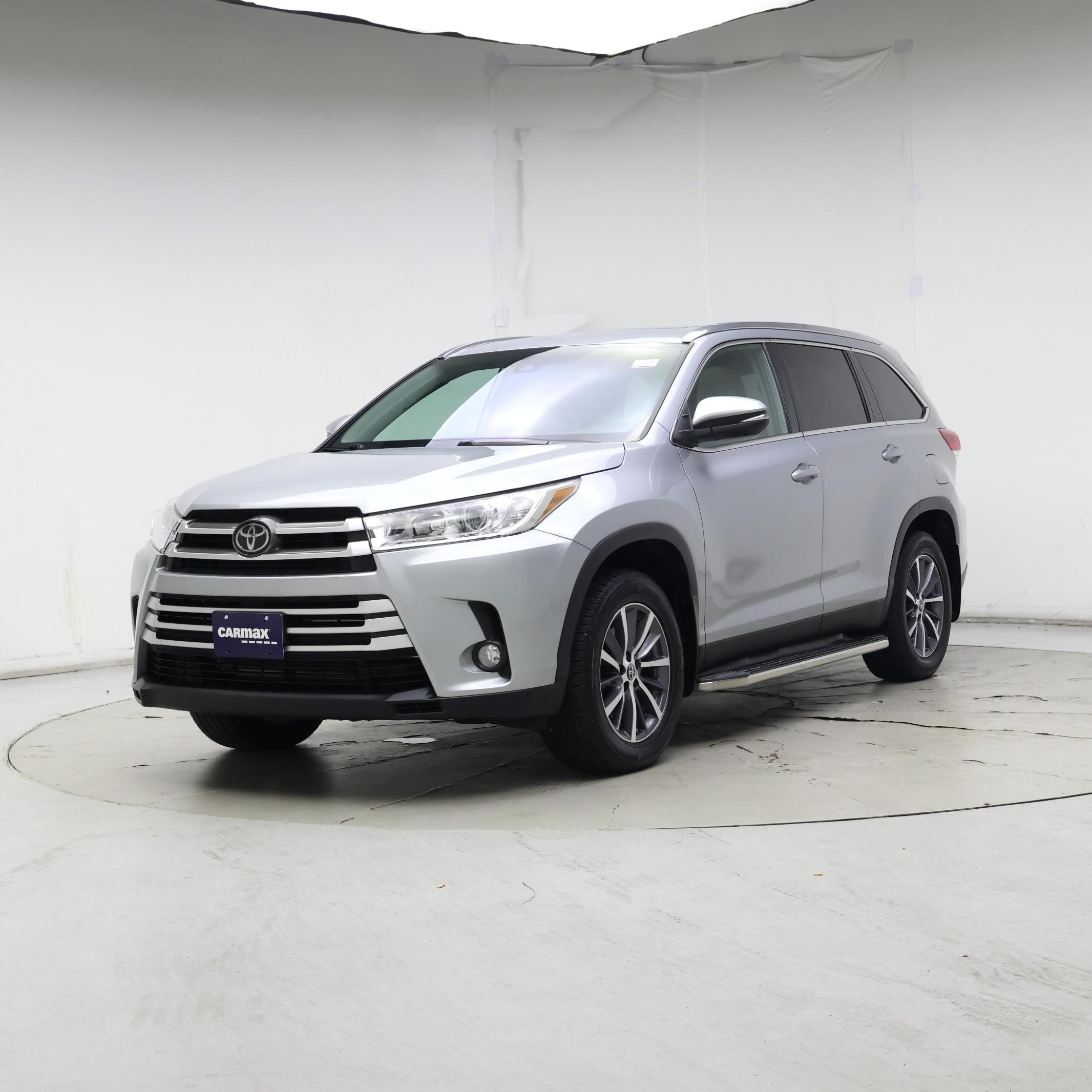 Thumbnail: 2019 Toyota Highlander - 4