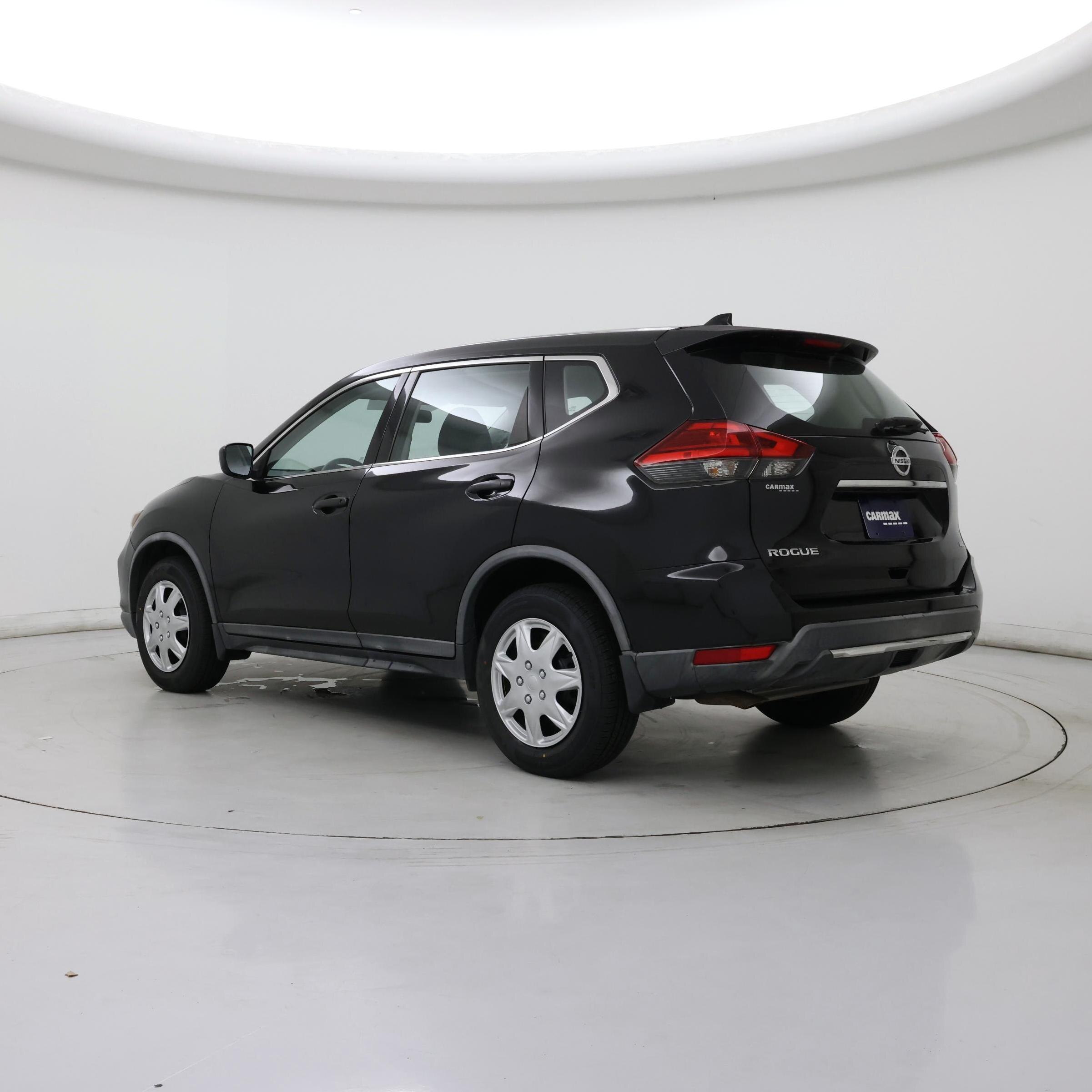 Thumbnail: 2017 Nissan Rogue - 2