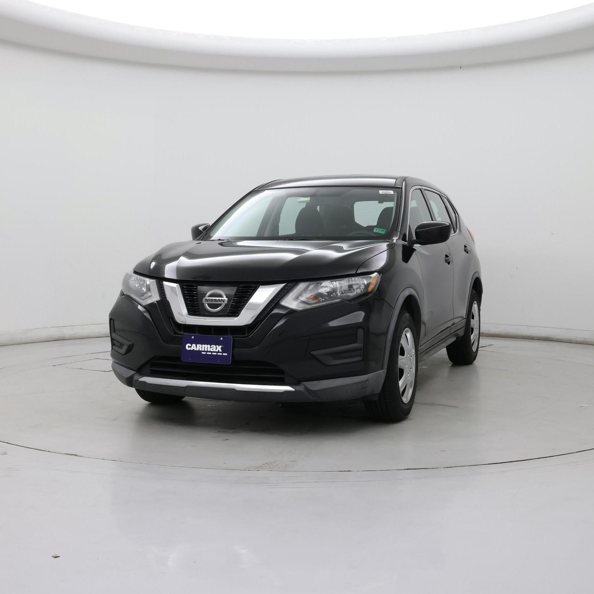 Thumbnail: 2017 Nissan Rogue - 4