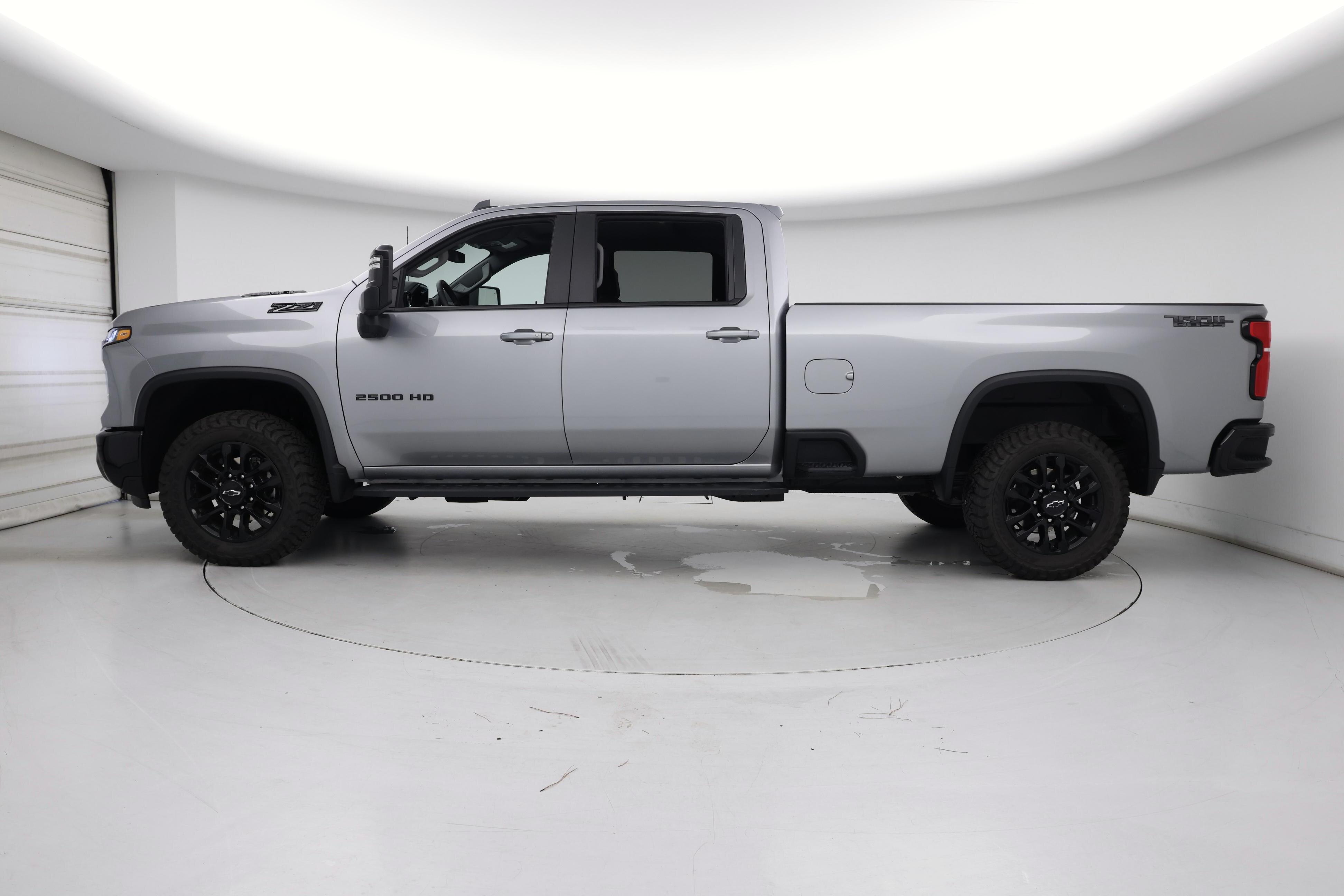Thumbnail: 2025 Chevrolet Silverado 2500 - 3