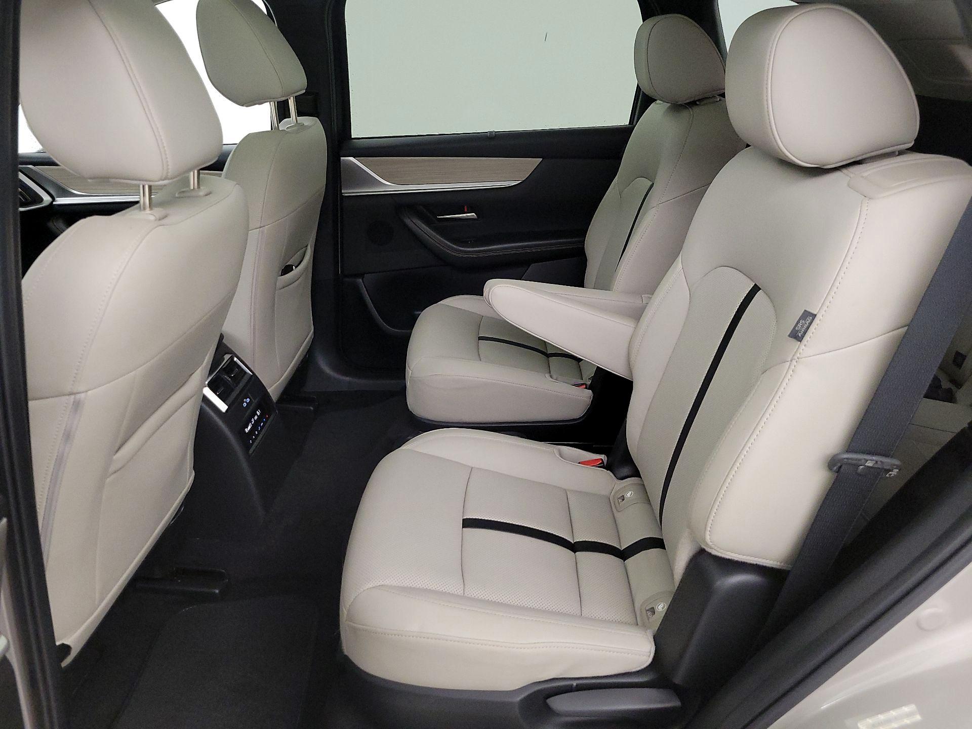 Thumbnail: 2024 Mazda CX-90 - 20