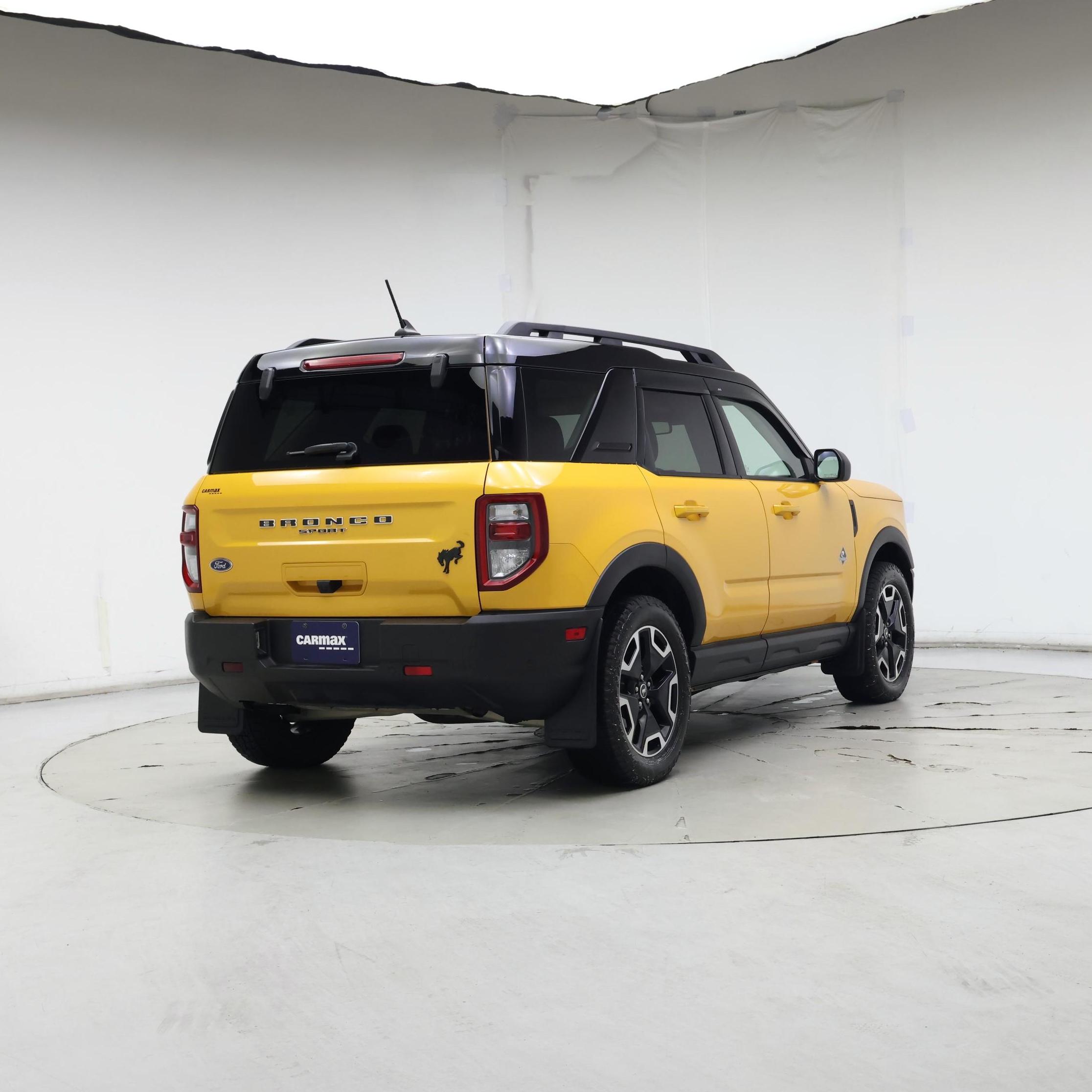 Thumbnail: 2023 Ford Bronco Sport - 8