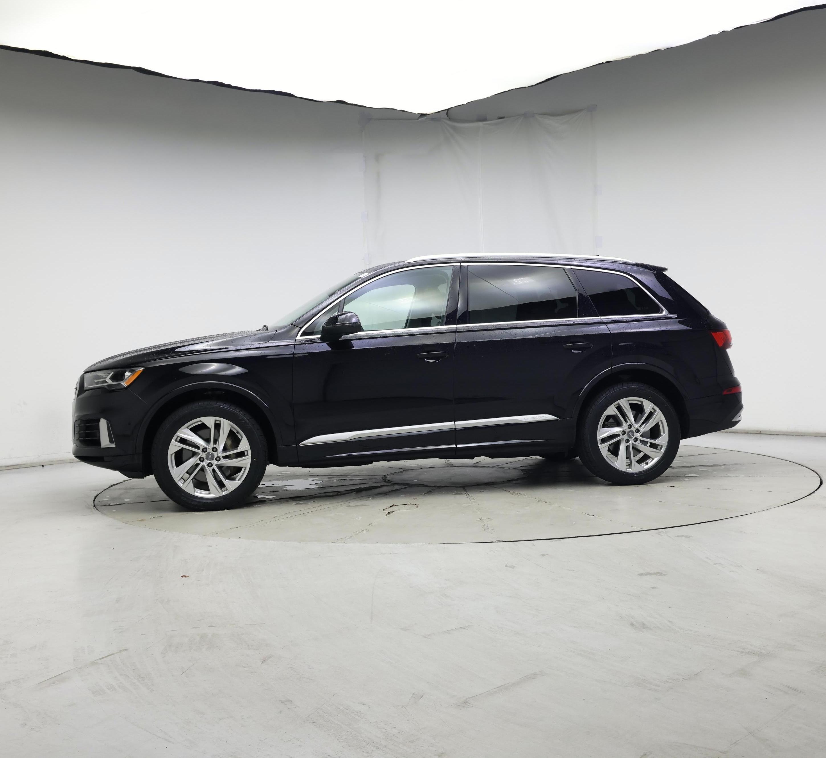 Thumbnail: 2020 Audi Q7 - 3