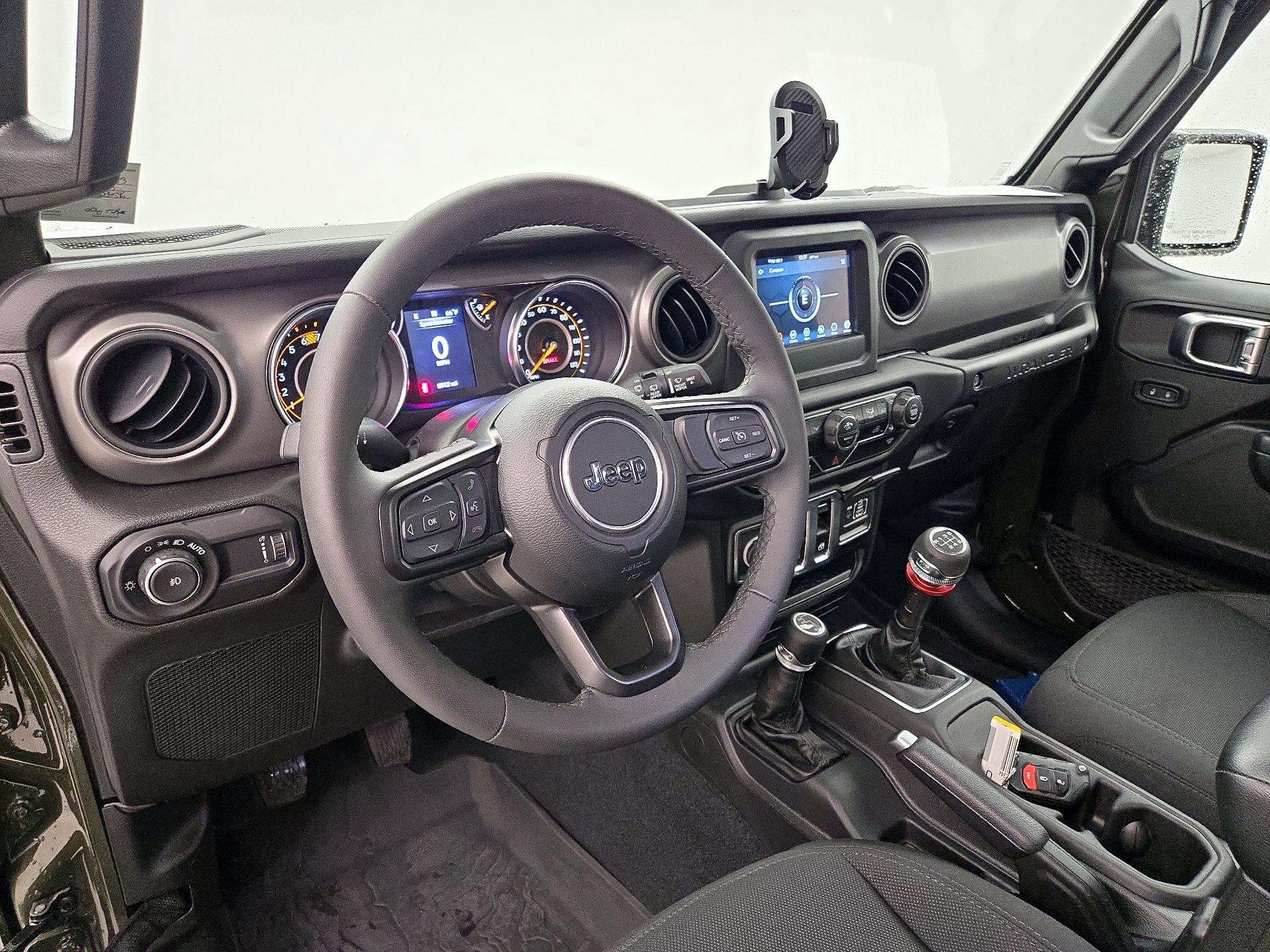 Thumbnail: 2023 Jeep Wrangler - 9