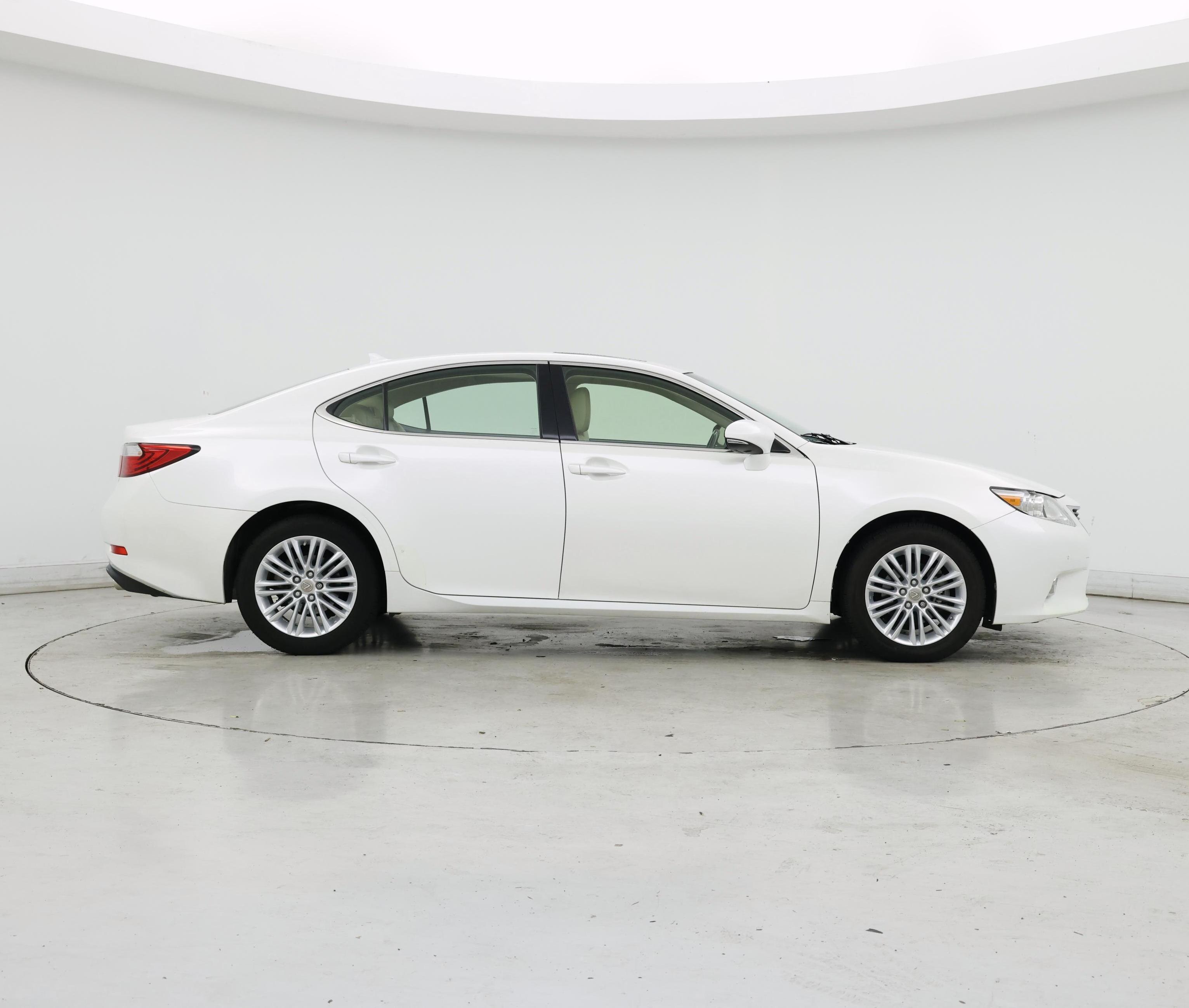 Thumbnail: 2014 Lexus ES - 7