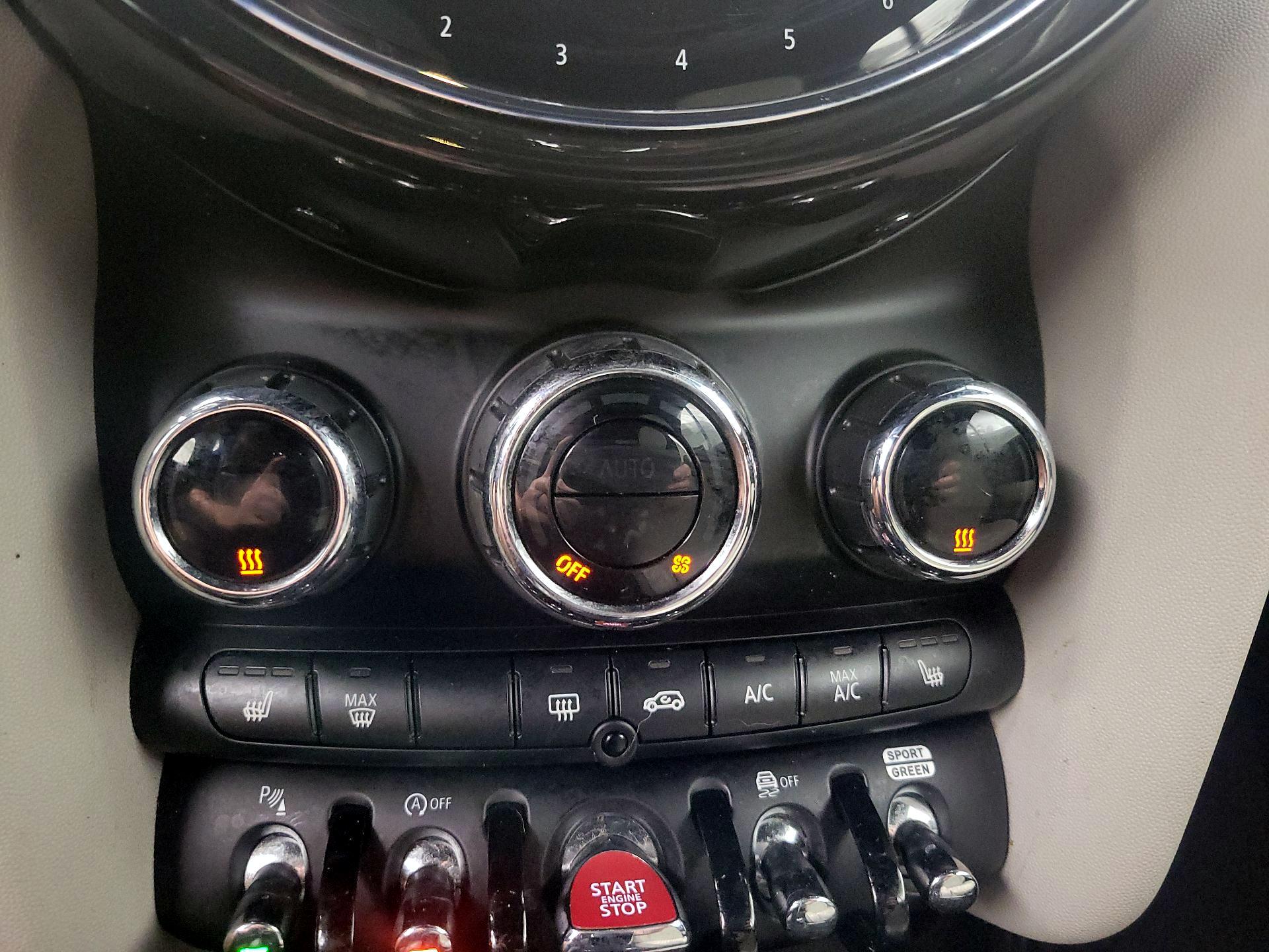 Thumbnail: 2023 MINI Cooper - 17
