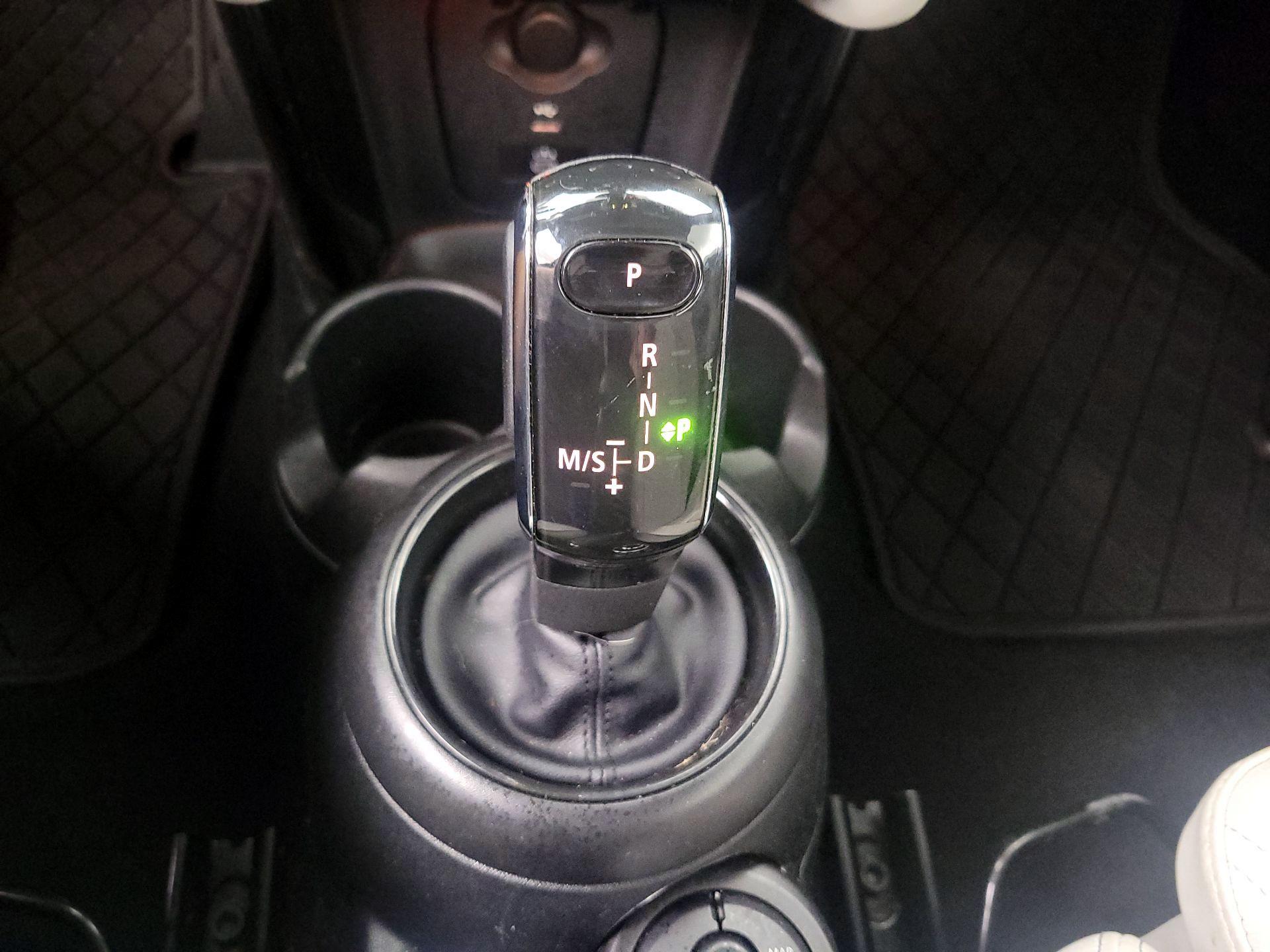 Thumbnail: 2023 MINI Cooper - 18