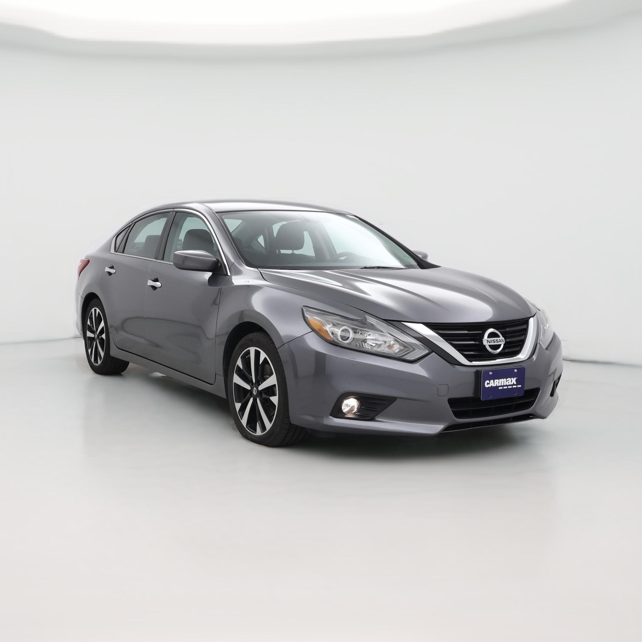 Thumbnail: 2018 Nissan Altima - 1