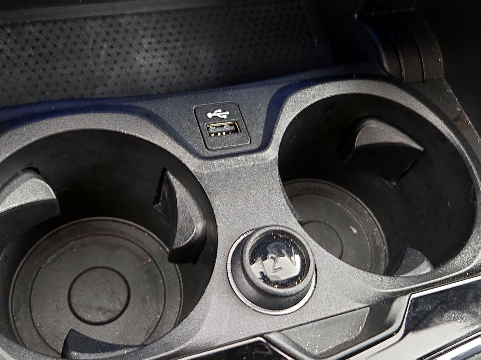 Thumbnail: 2024 BMW M2 - 19