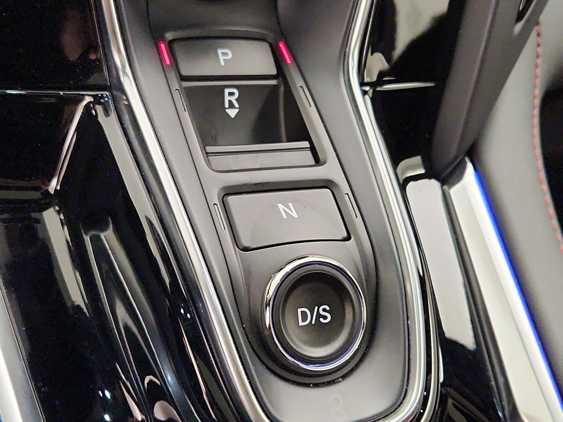 Thumbnail: 2023 Acura RDX - 18