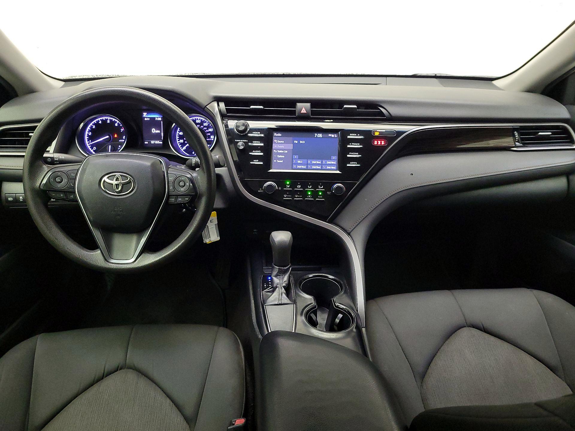 Thumbnail: 2019 Toyota Camry - 9
