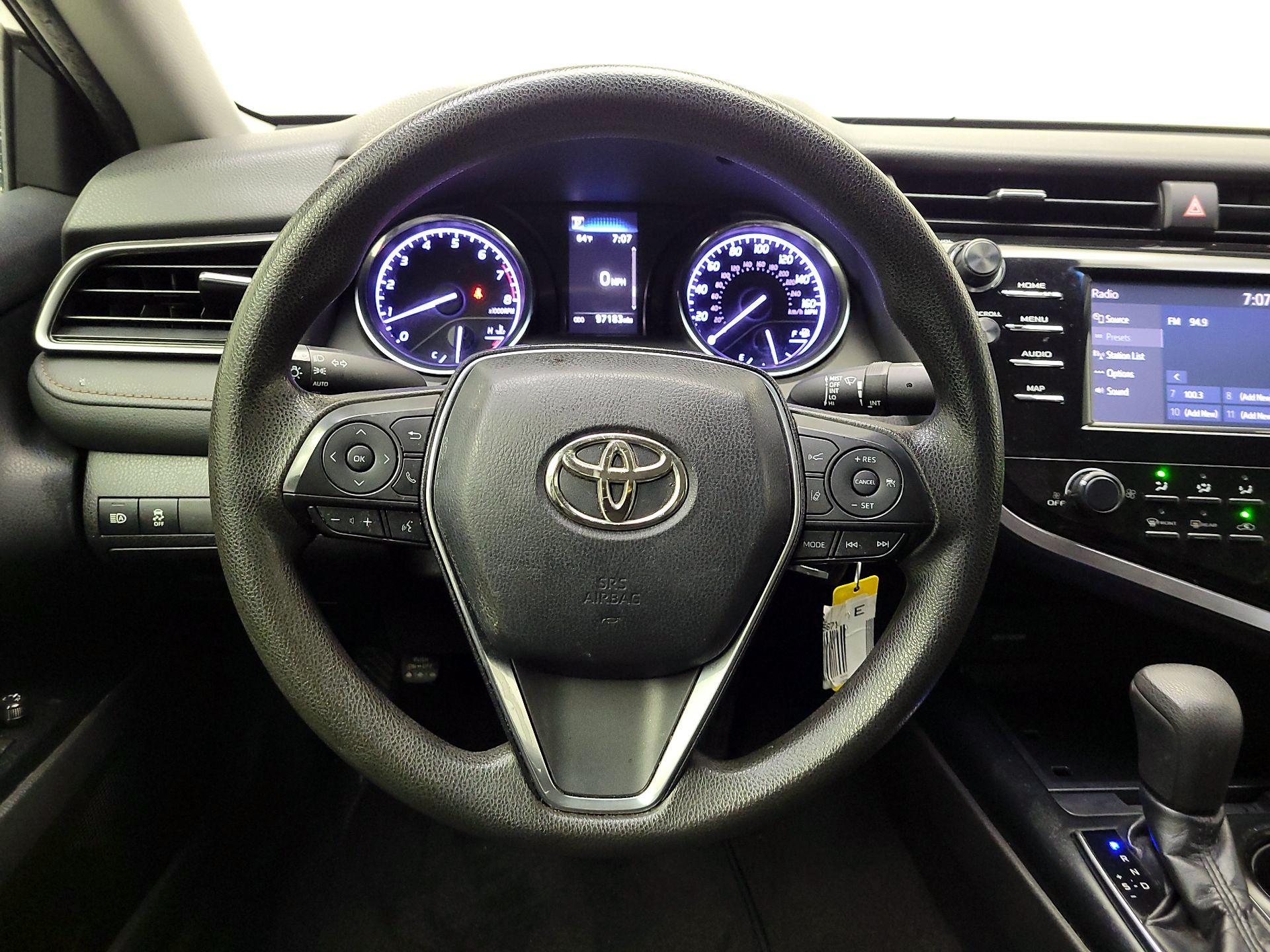 Thumbnail: 2019 Toyota Camry - 10