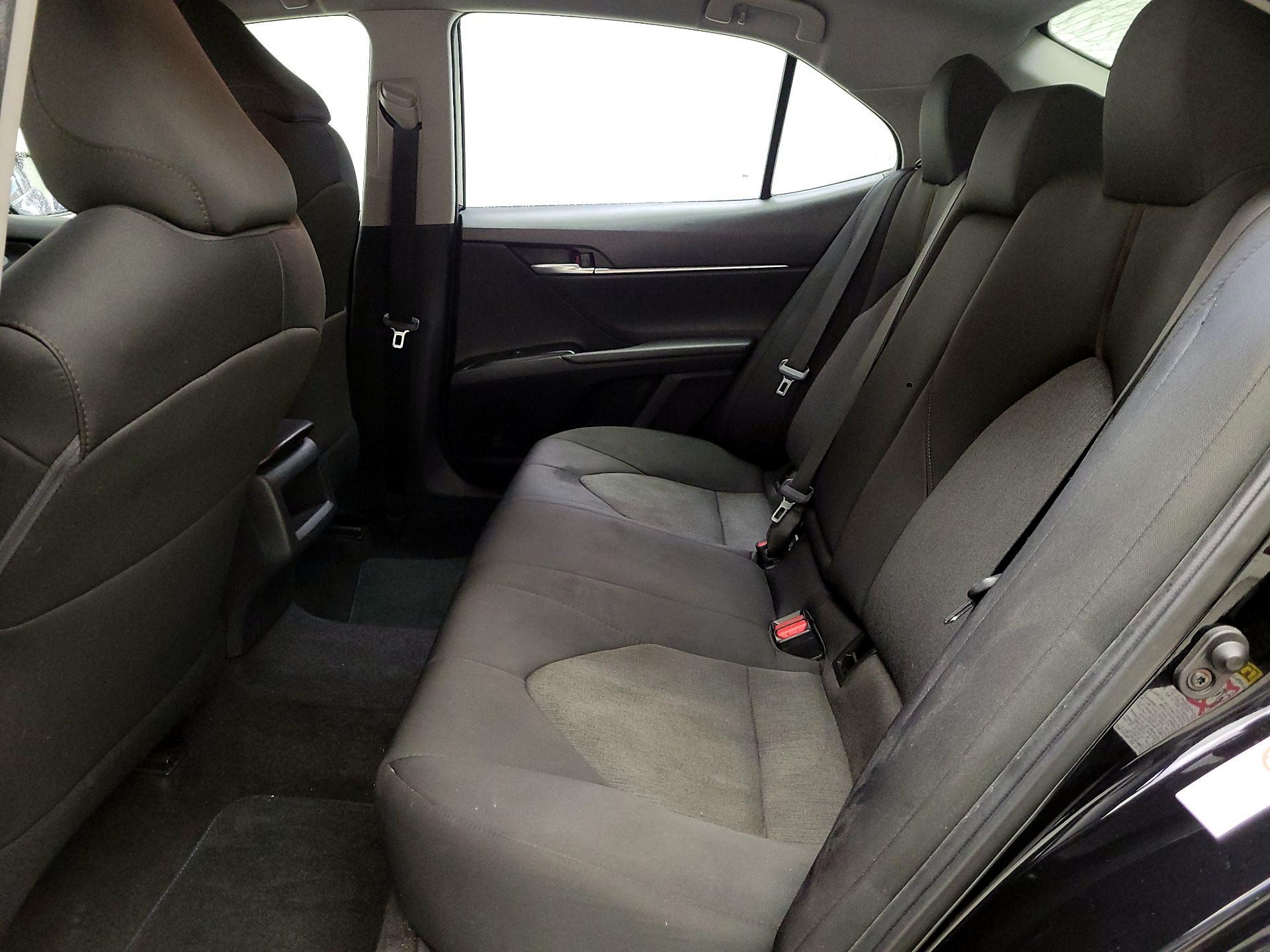 Thumbnail: 2019 Toyota Camry - 19