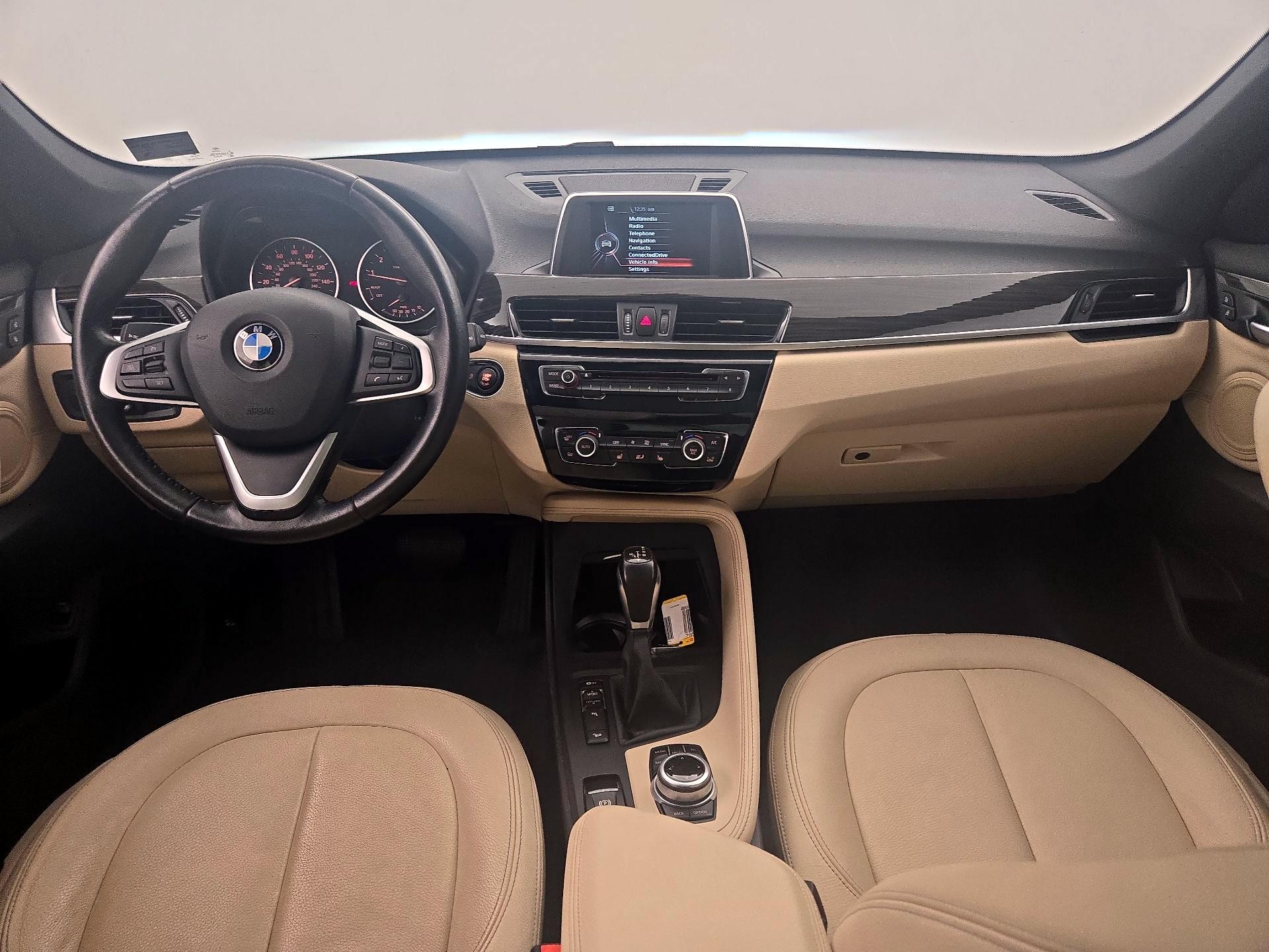 Thumbnail: 2017 BMW X1 - 9