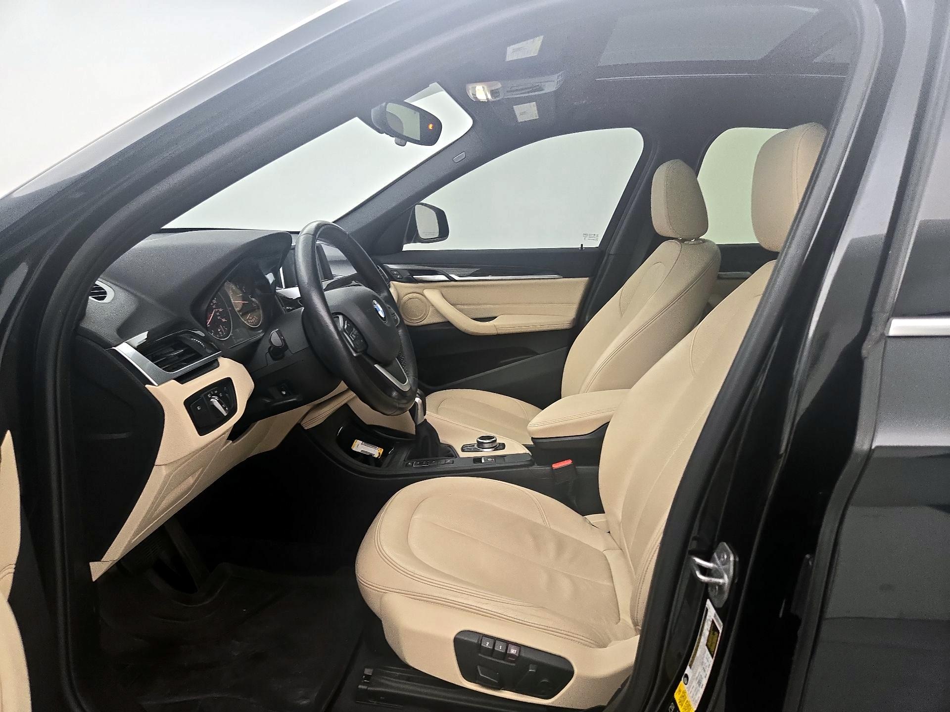 Thumbnail: 2017 BMW X1 - 11