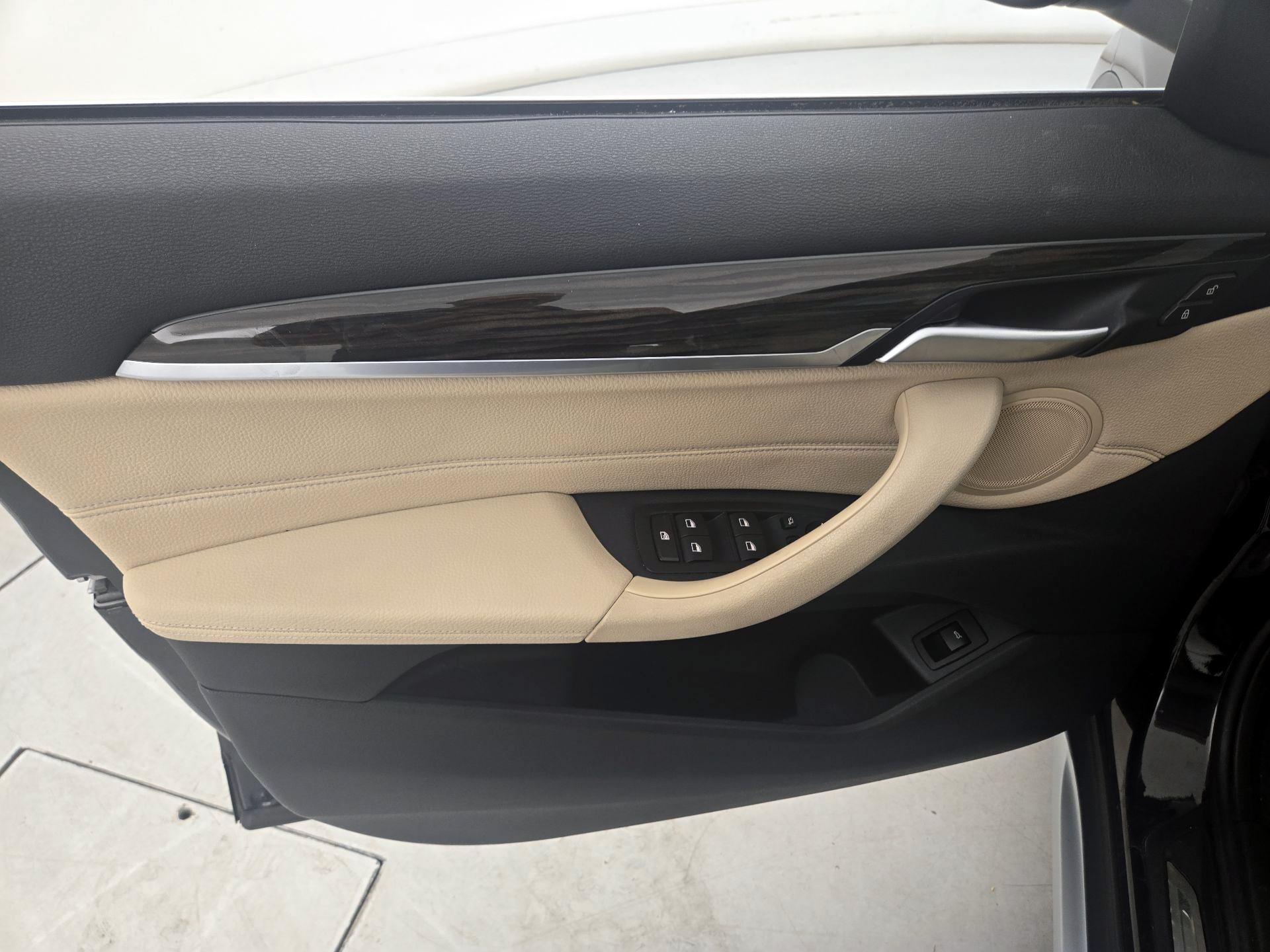 Thumbnail: 2017 BMW X1 - 12
