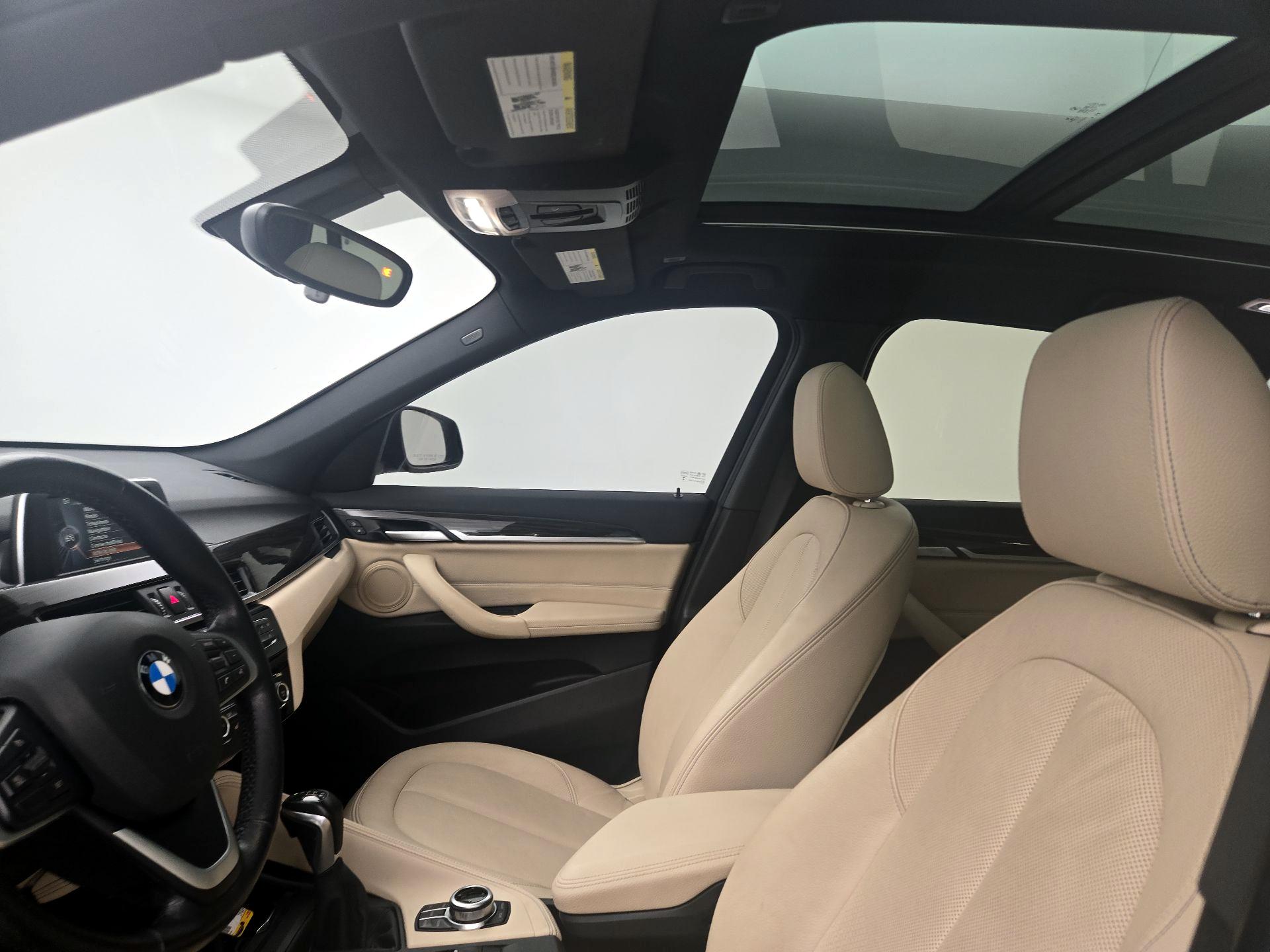 Thumbnail: 2017 BMW X1 - 19