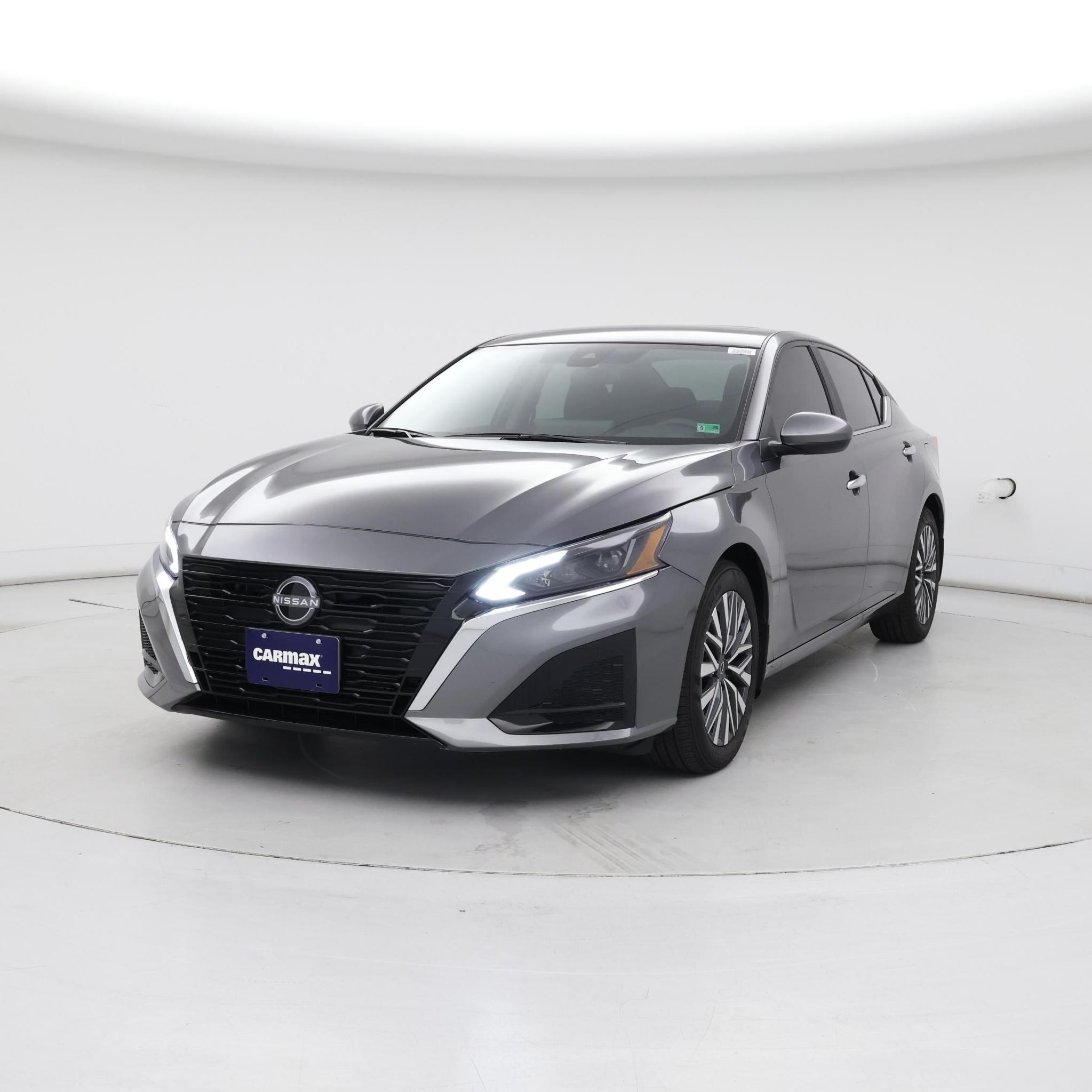 Thumbnail: 2025 Nissan Altima - 4