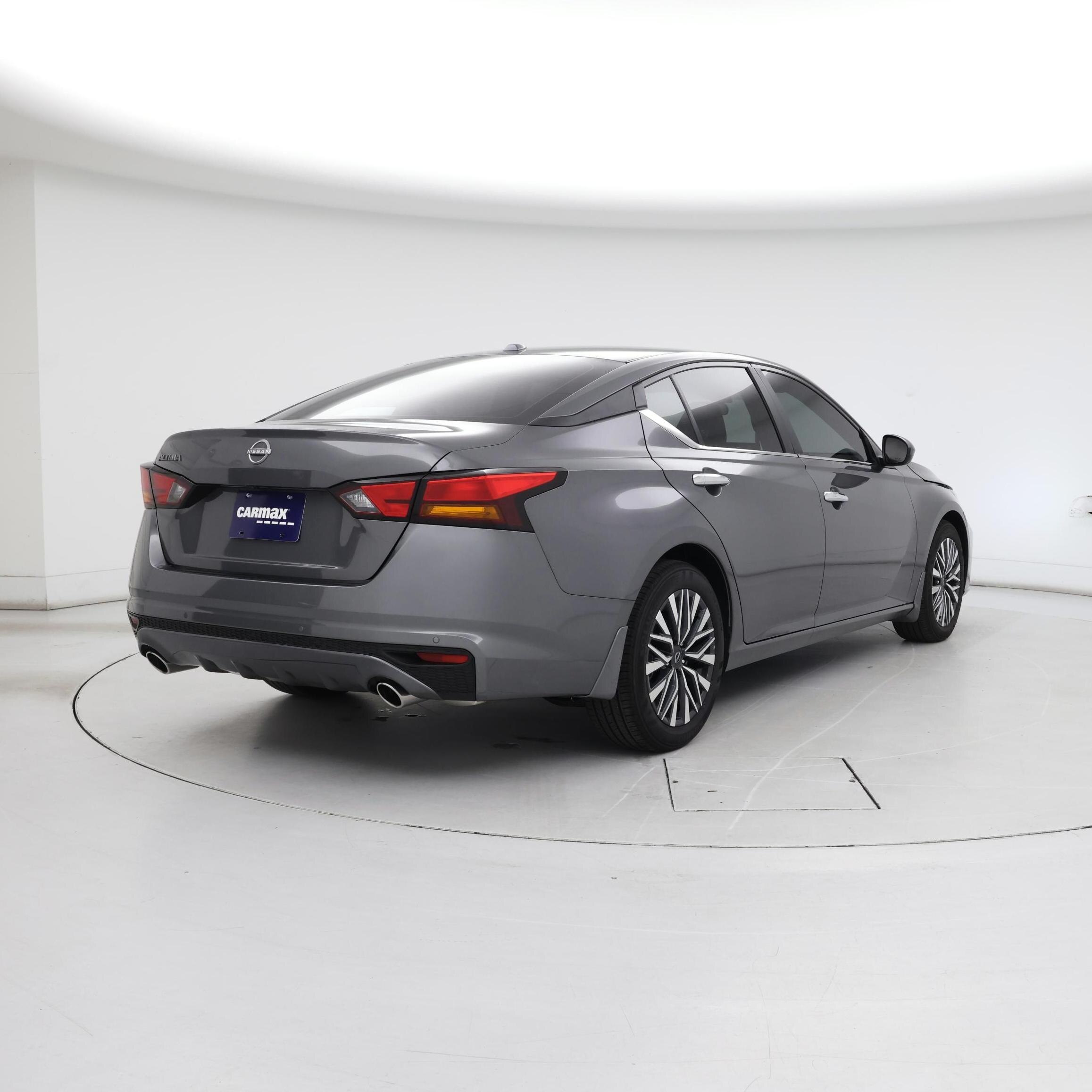 Thumbnail: 2025 Nissan Altima - 8