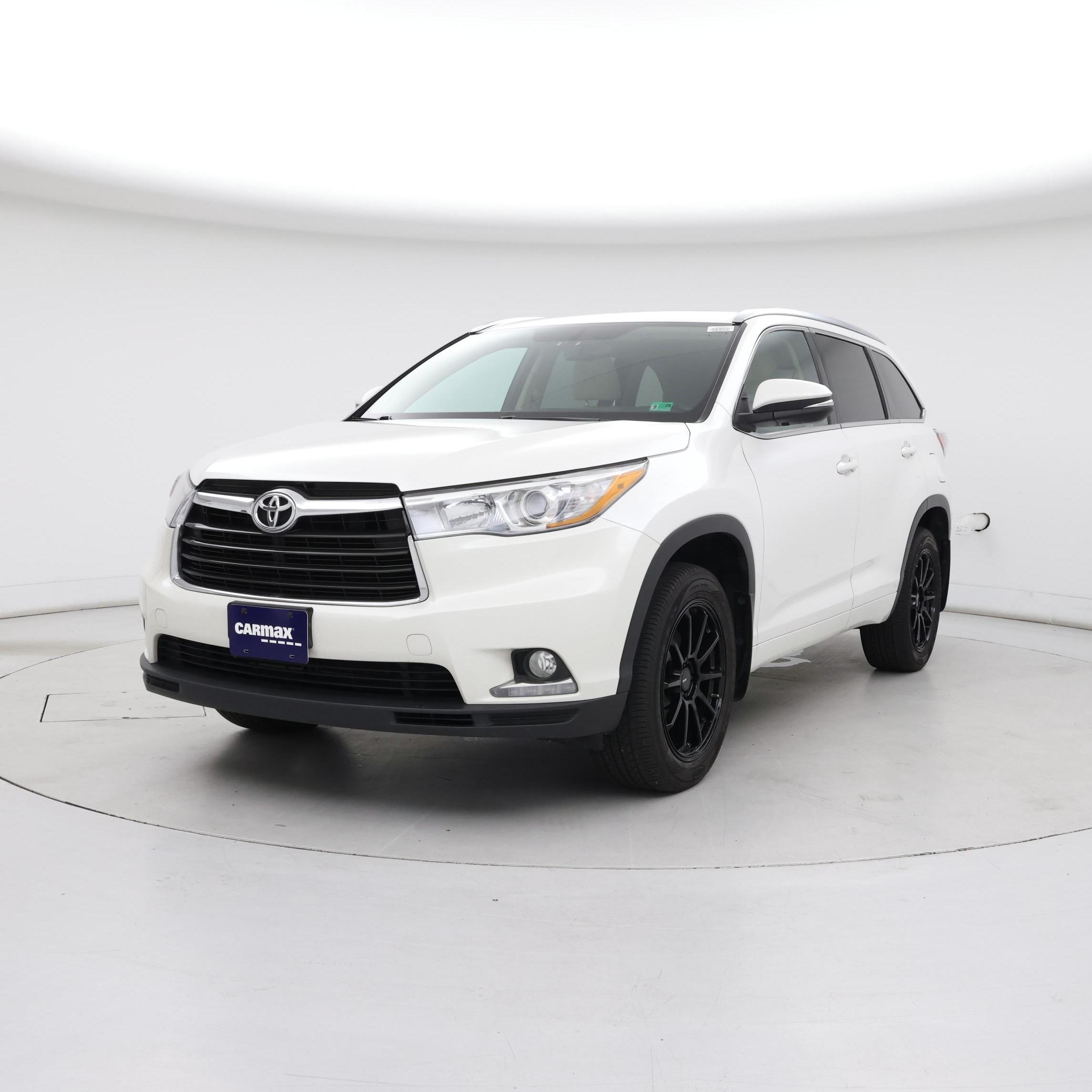 Thumbnail: 2015 Toyota Highlander - 4