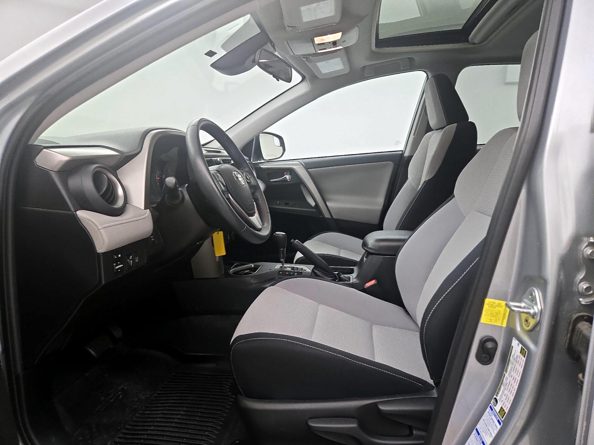 Thumbnail: 2017 Toyota RAV4 - 11