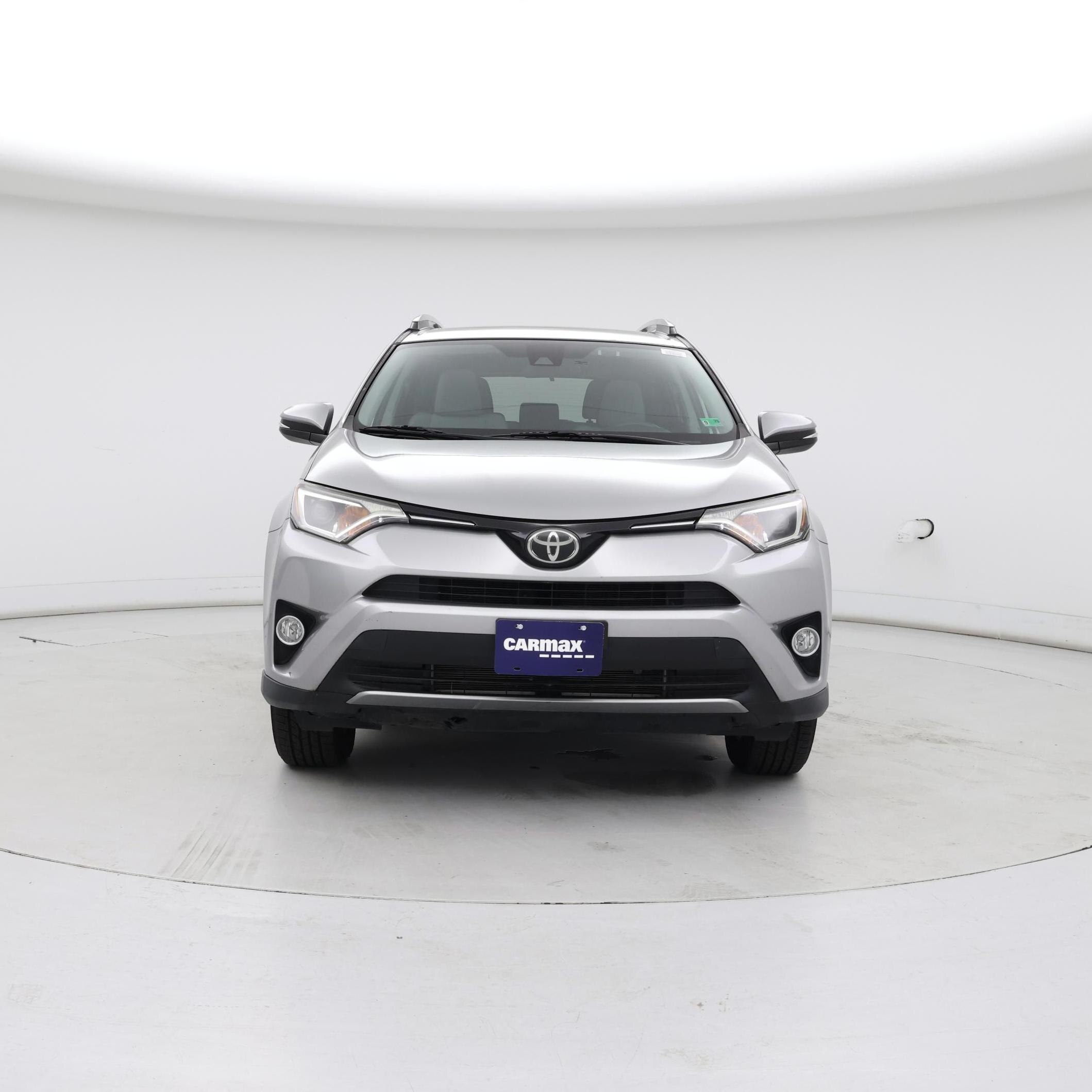 Thumbnail: 2017 Toyota RAV4 - 5