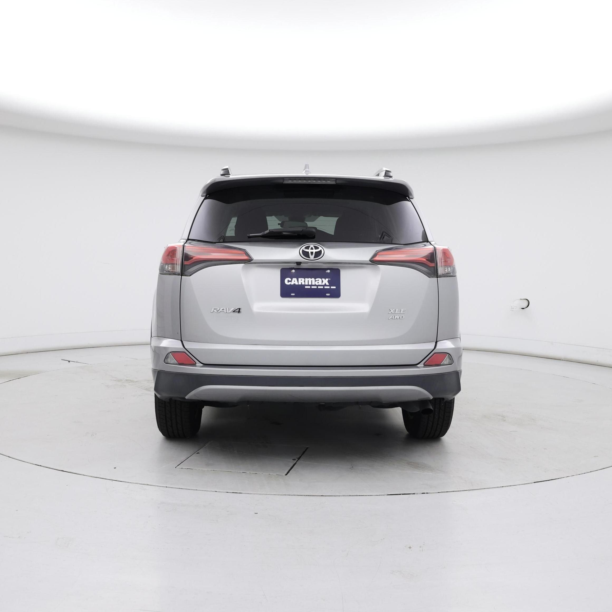Thumbnail: 2017 Toyota RAV4 - 6