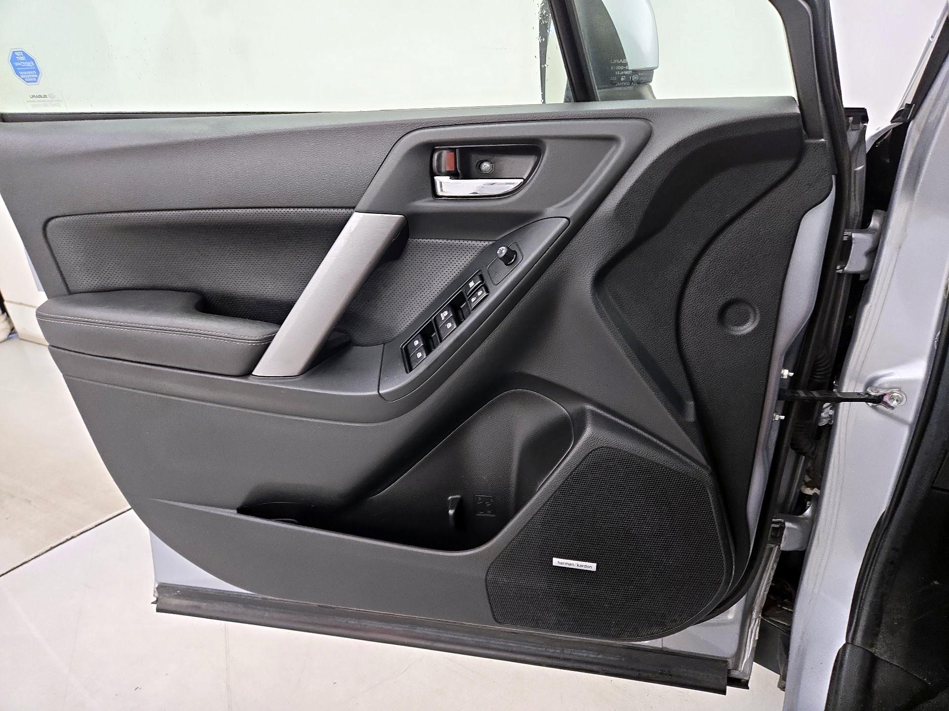 Thumbnail: 2015 Subaru Forester - 12