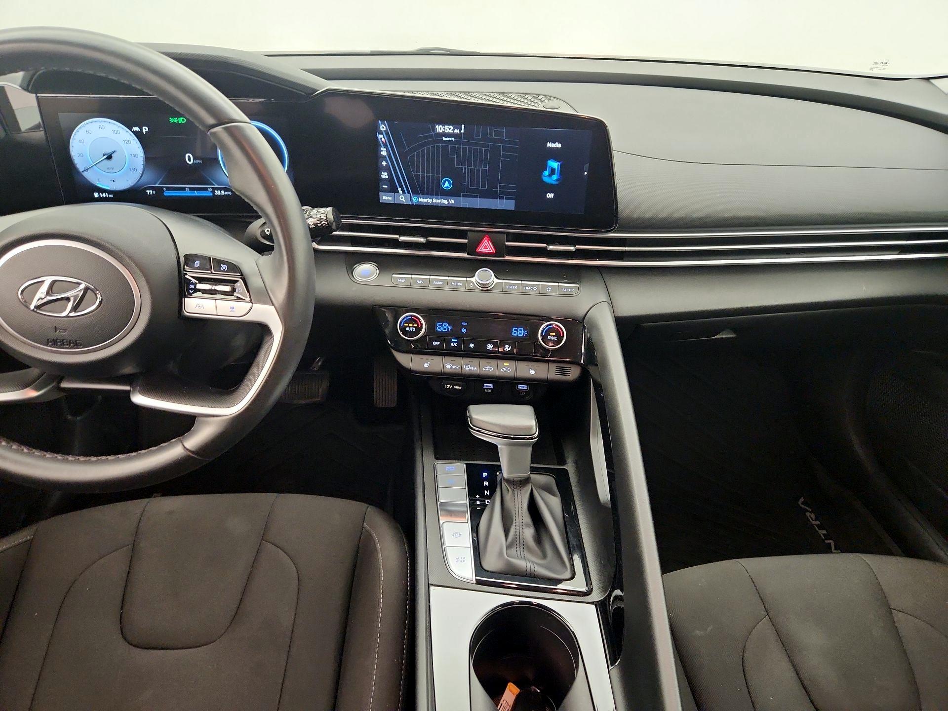 Thumbnail: 2023 Hyundai Elantra - 9