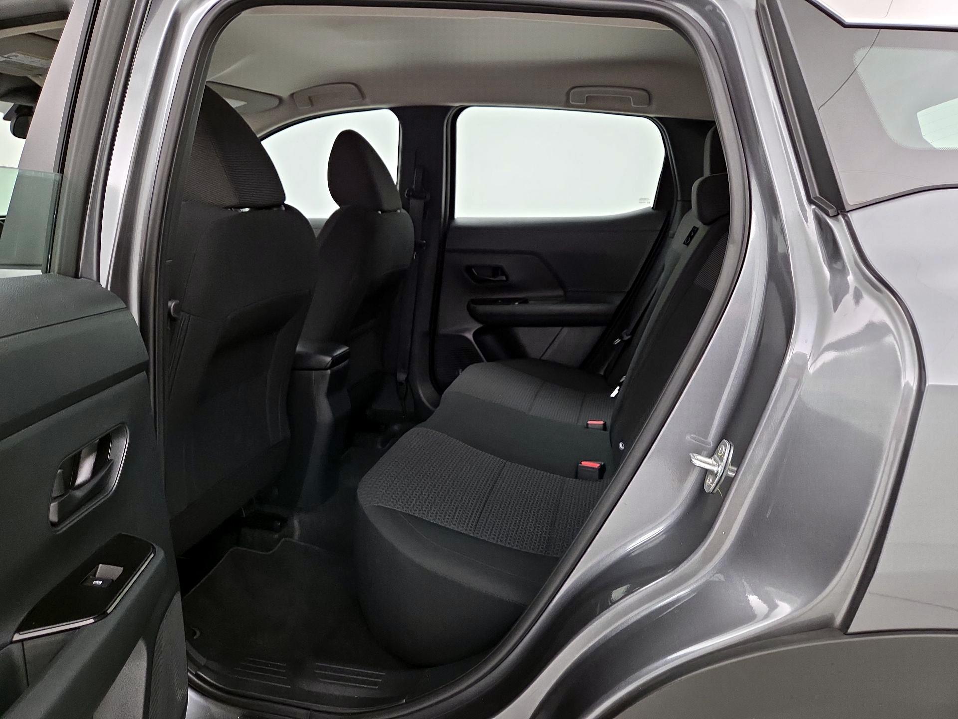 Thumbnail: 2025 Nissan Kicks - 18