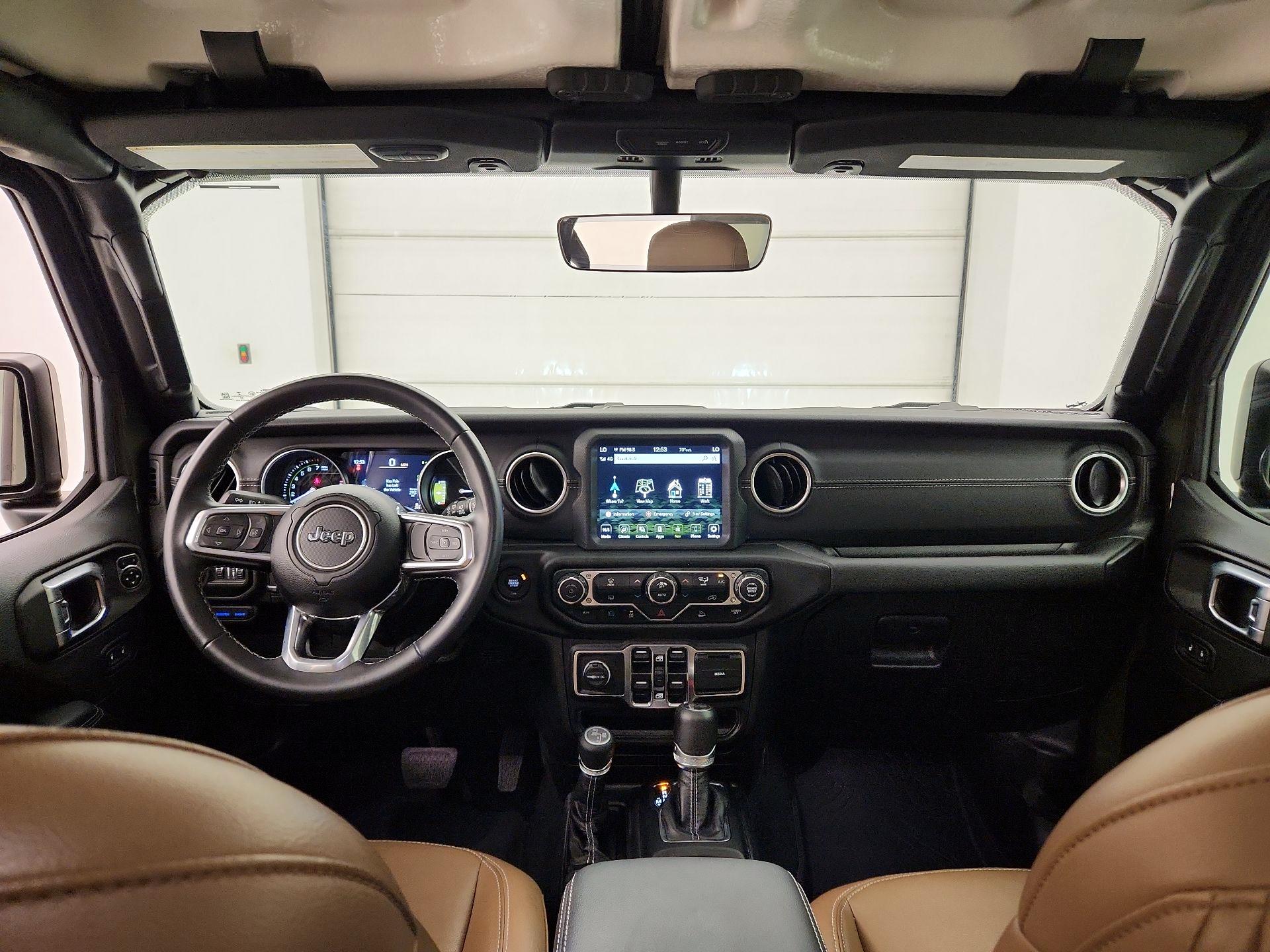 Thumbnail: 2022 Jeep Wrangler - 9
