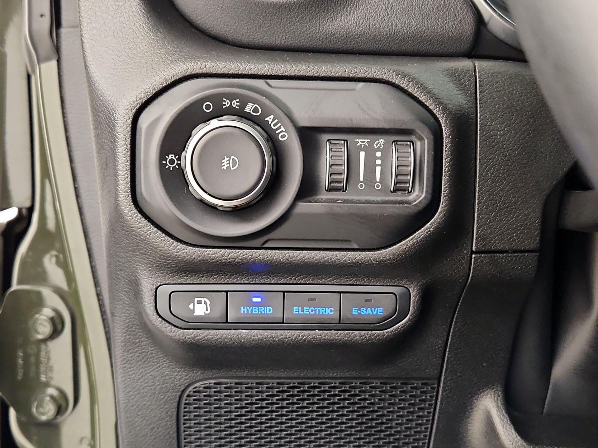 Thumbnail: 2022 Jeep Wrangler - 13