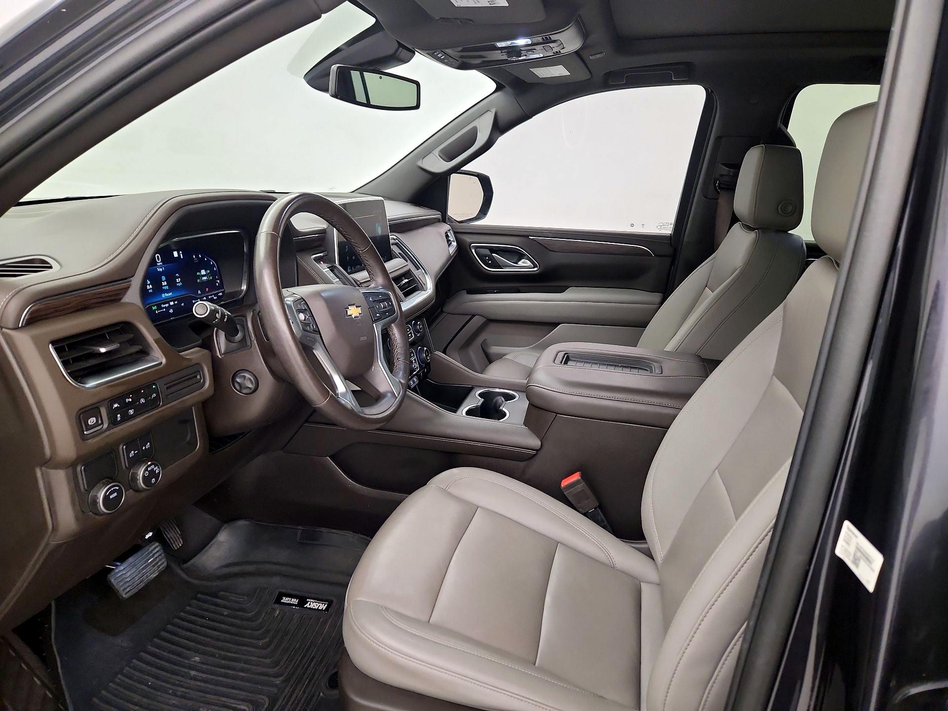 Thumbnail: 2022 Chevrolet Suburban - 11
